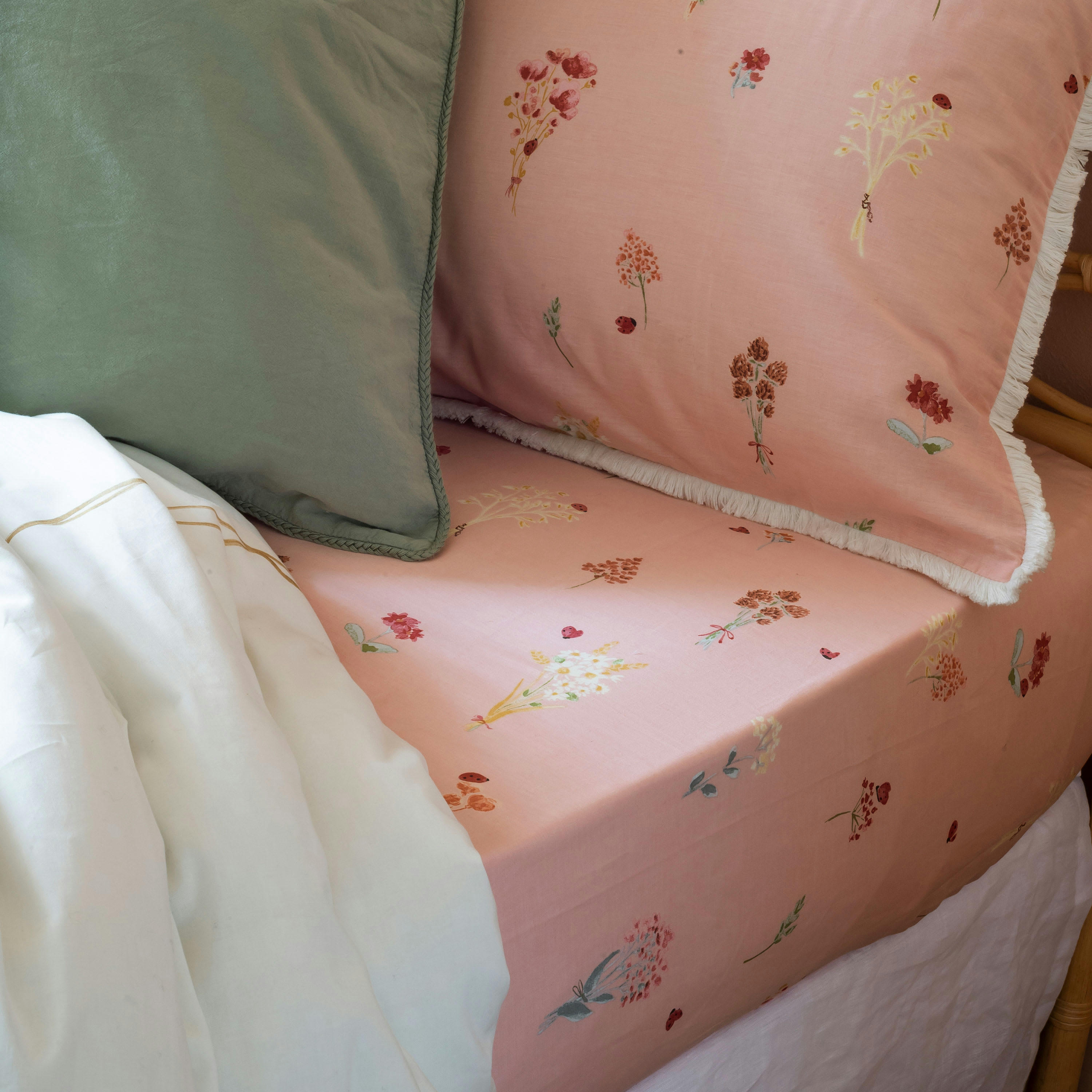 RAPHIA - Drap housse pur coton biologique imprimé rose 90 x 200 cm