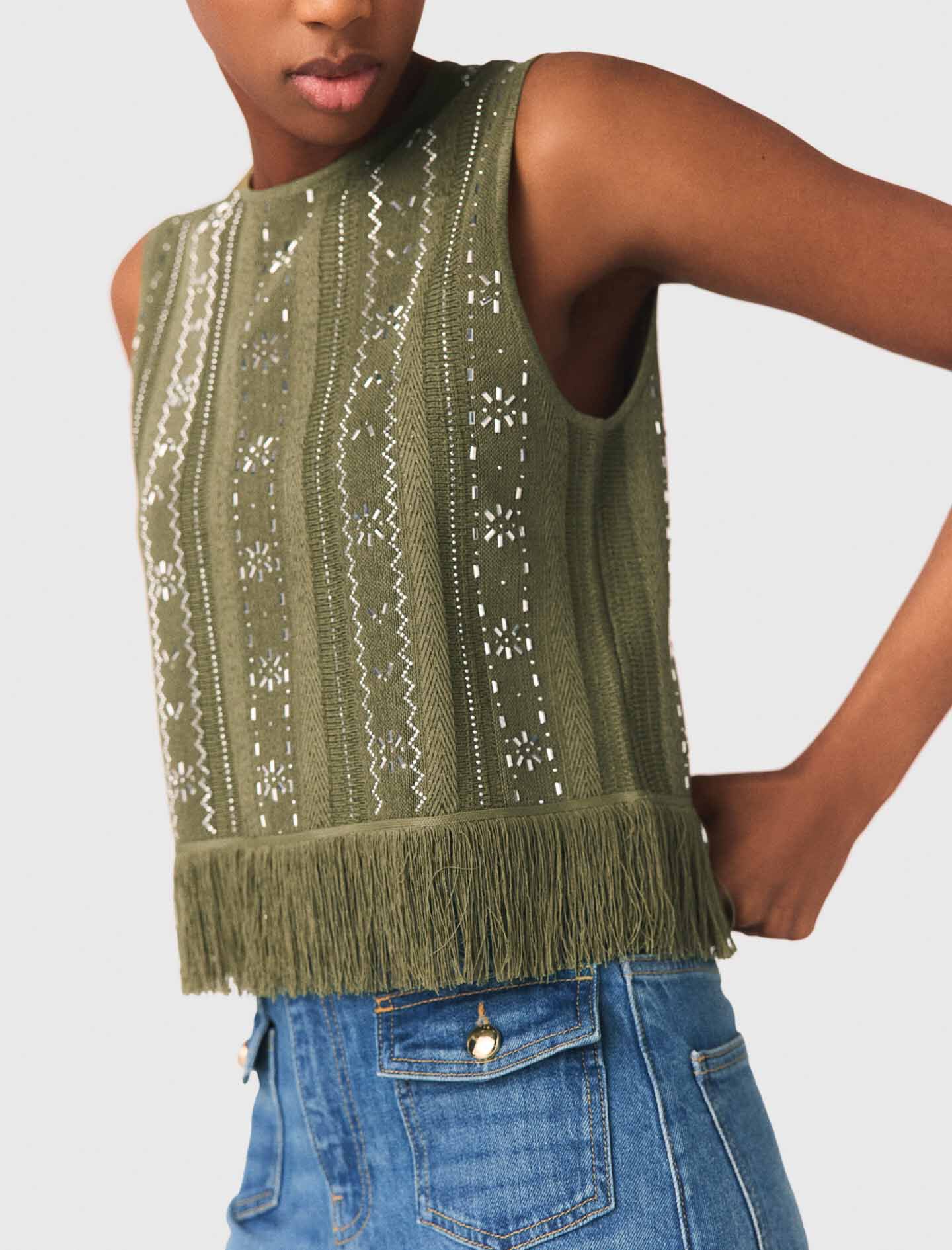 Top avec fleurs strassés et franges