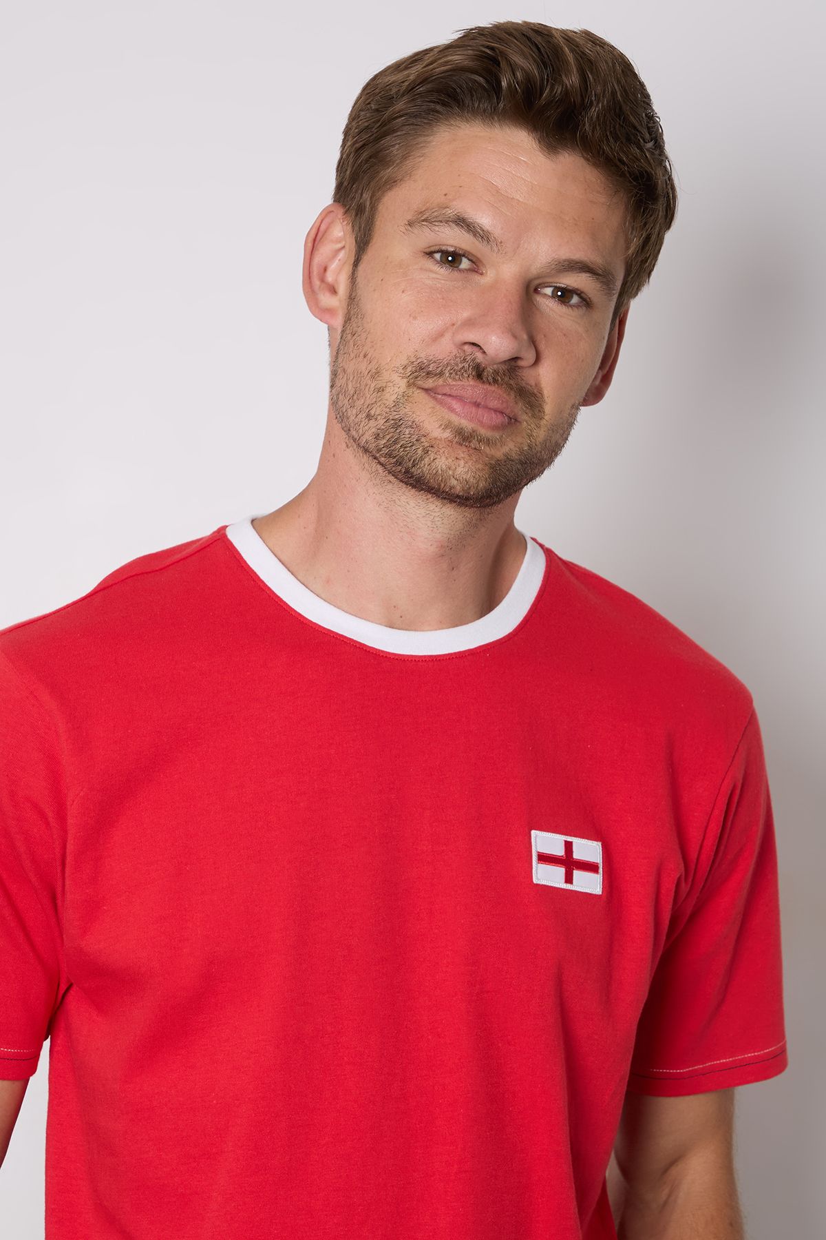 Burton Red England Chest Badge Crew Neck T-Shirt