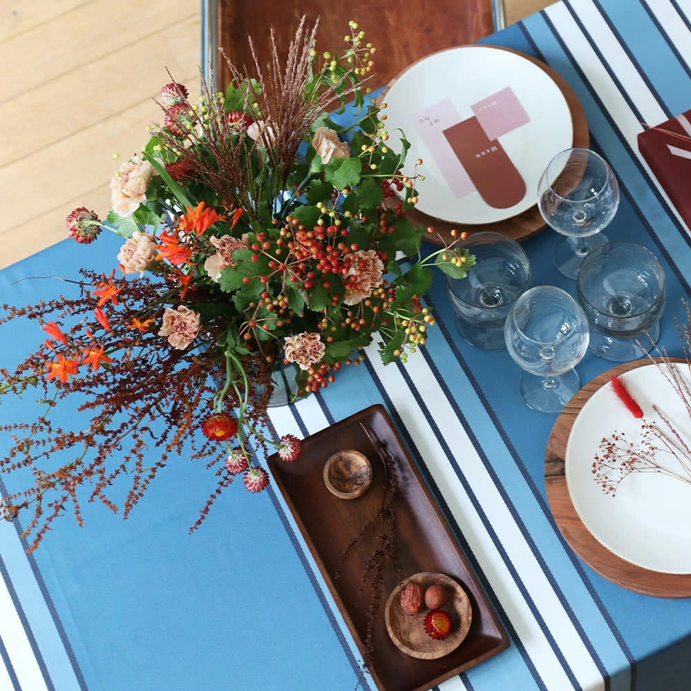 ESPELETTE - Nappe bleu 170x170