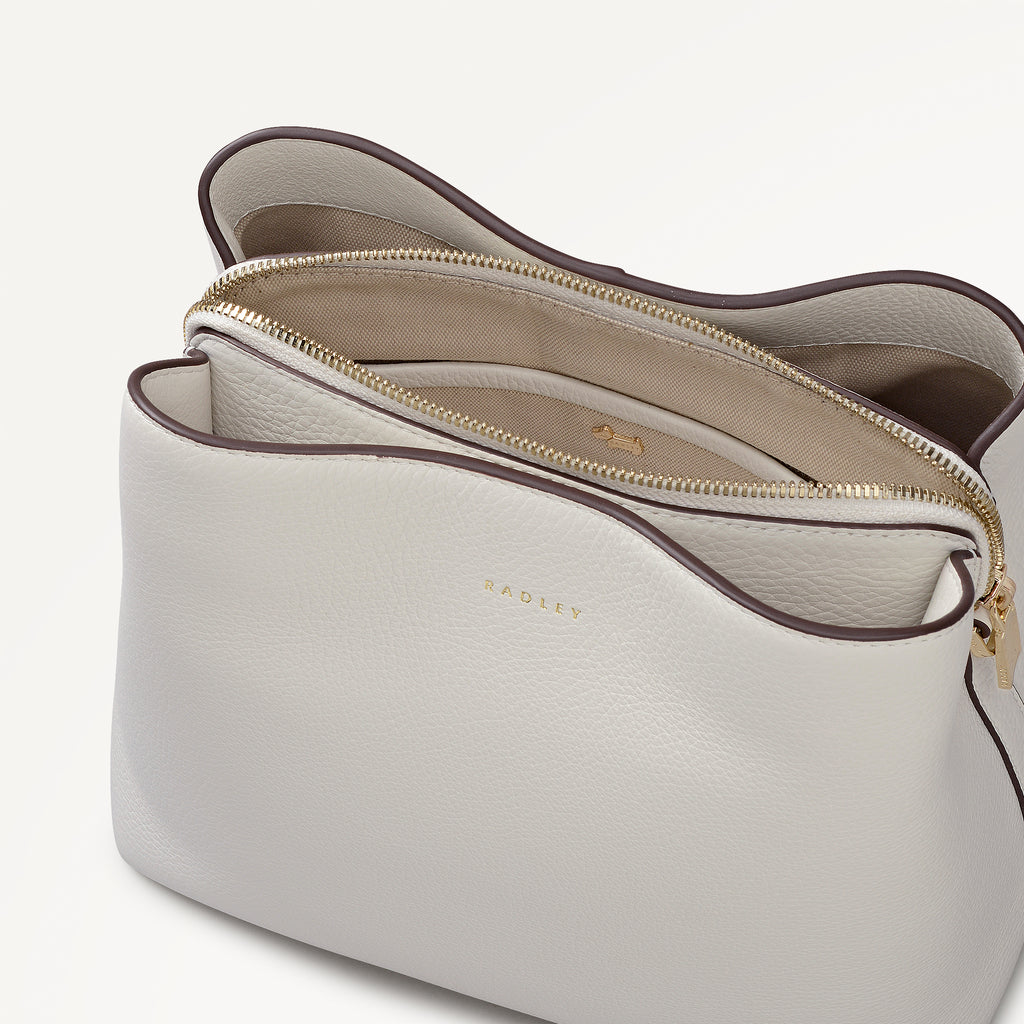 Dukes Place - Medium Compartment Cross Body