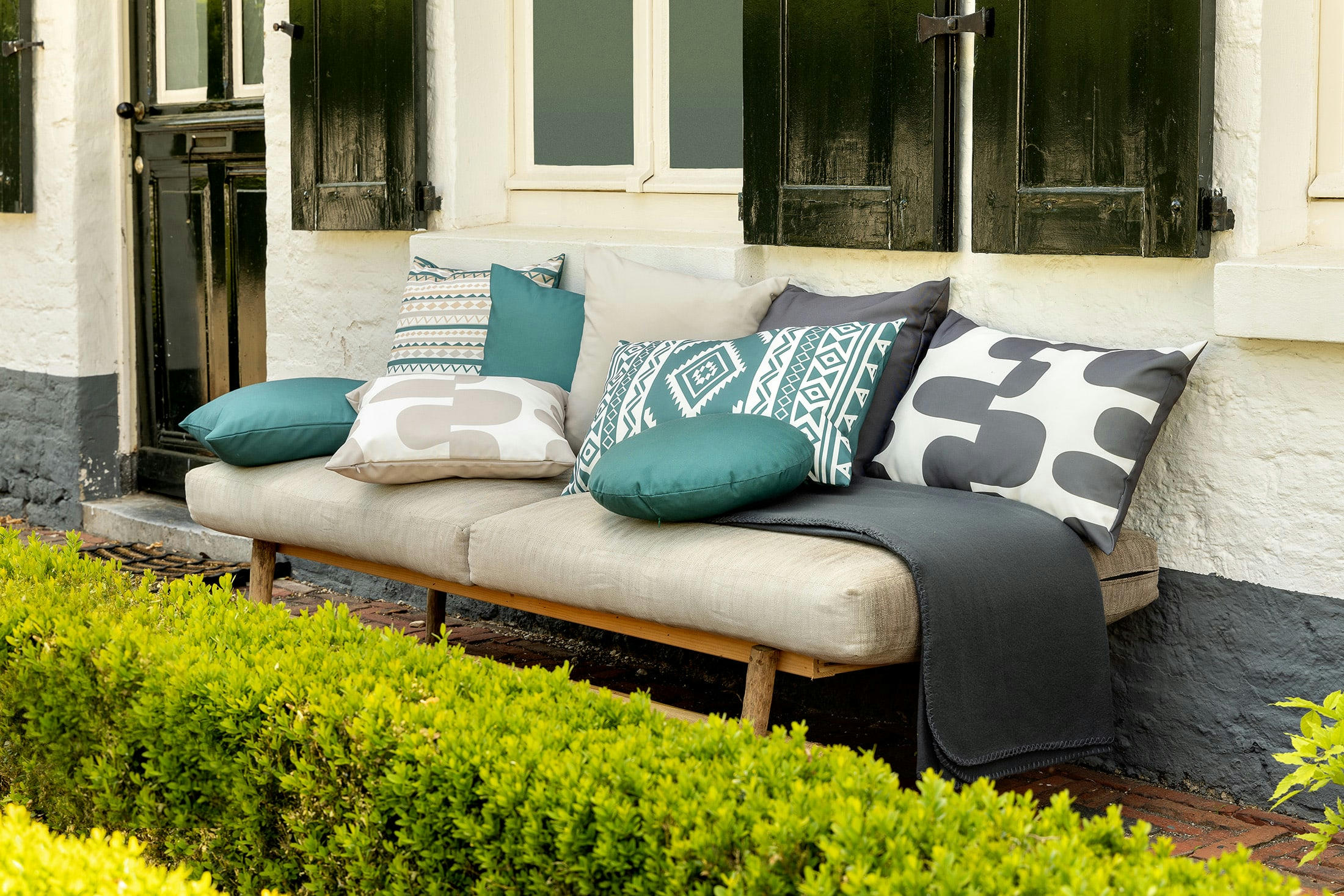 - Coussin rond vert doux 40 cm uni