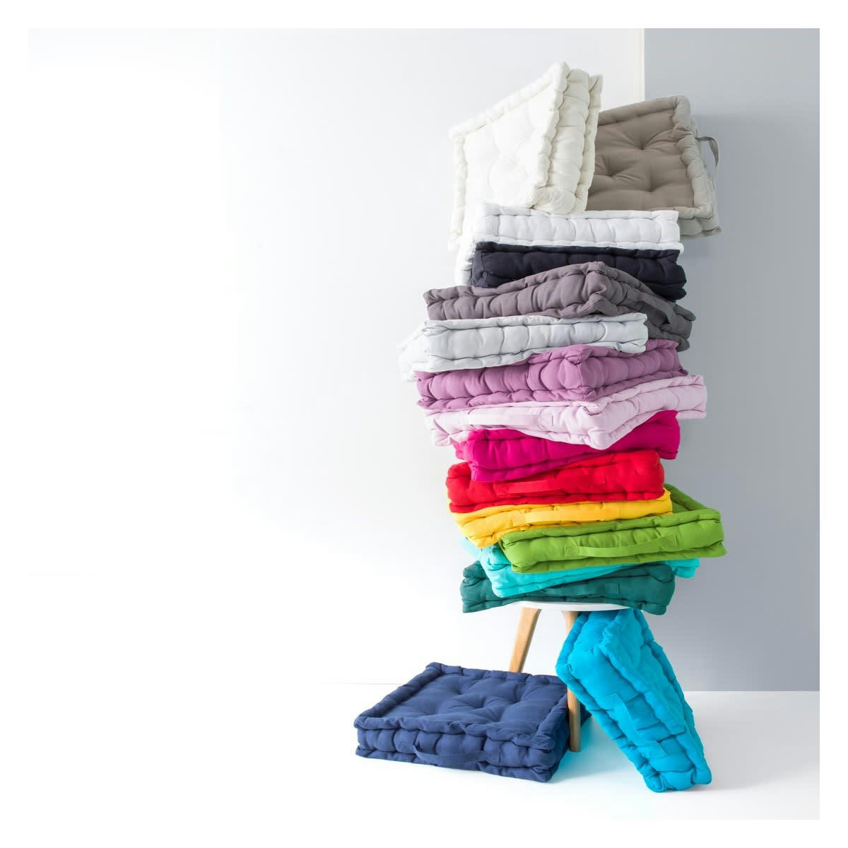 DECORATION - Coussin de sol en coton rose 40x40 cm