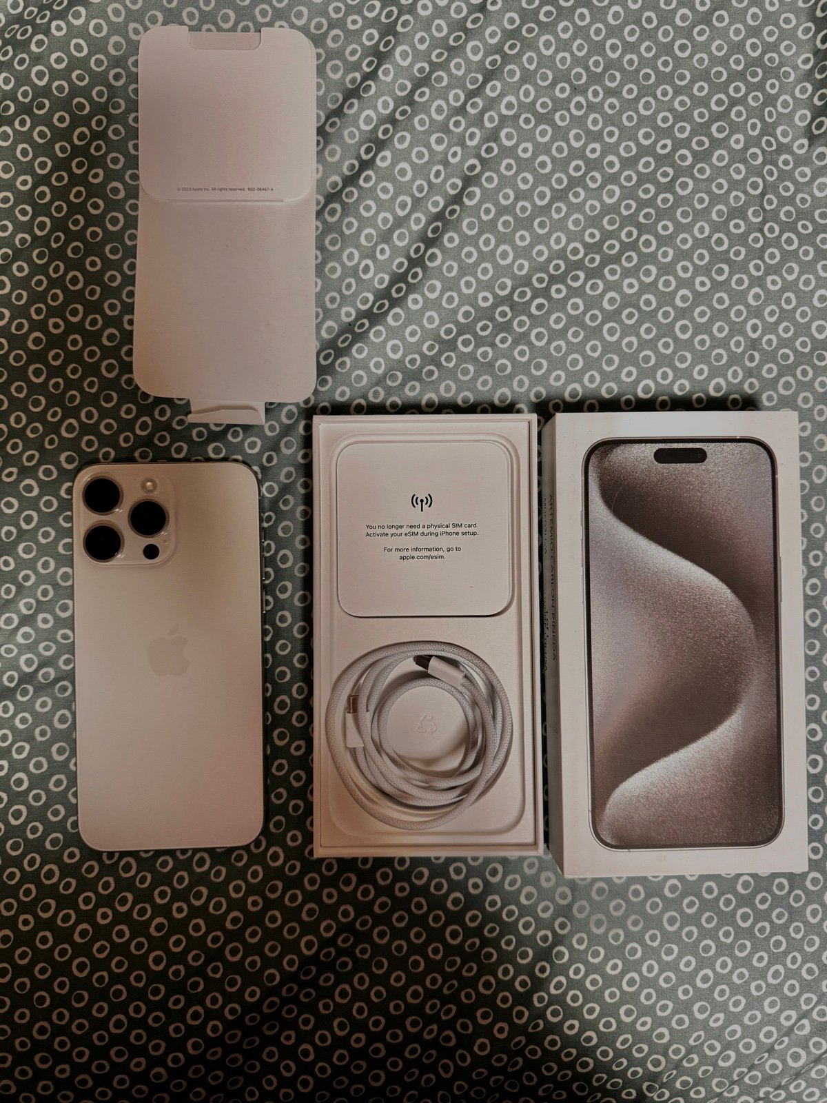 Apple iphone 15 pro max unlocked 1TB