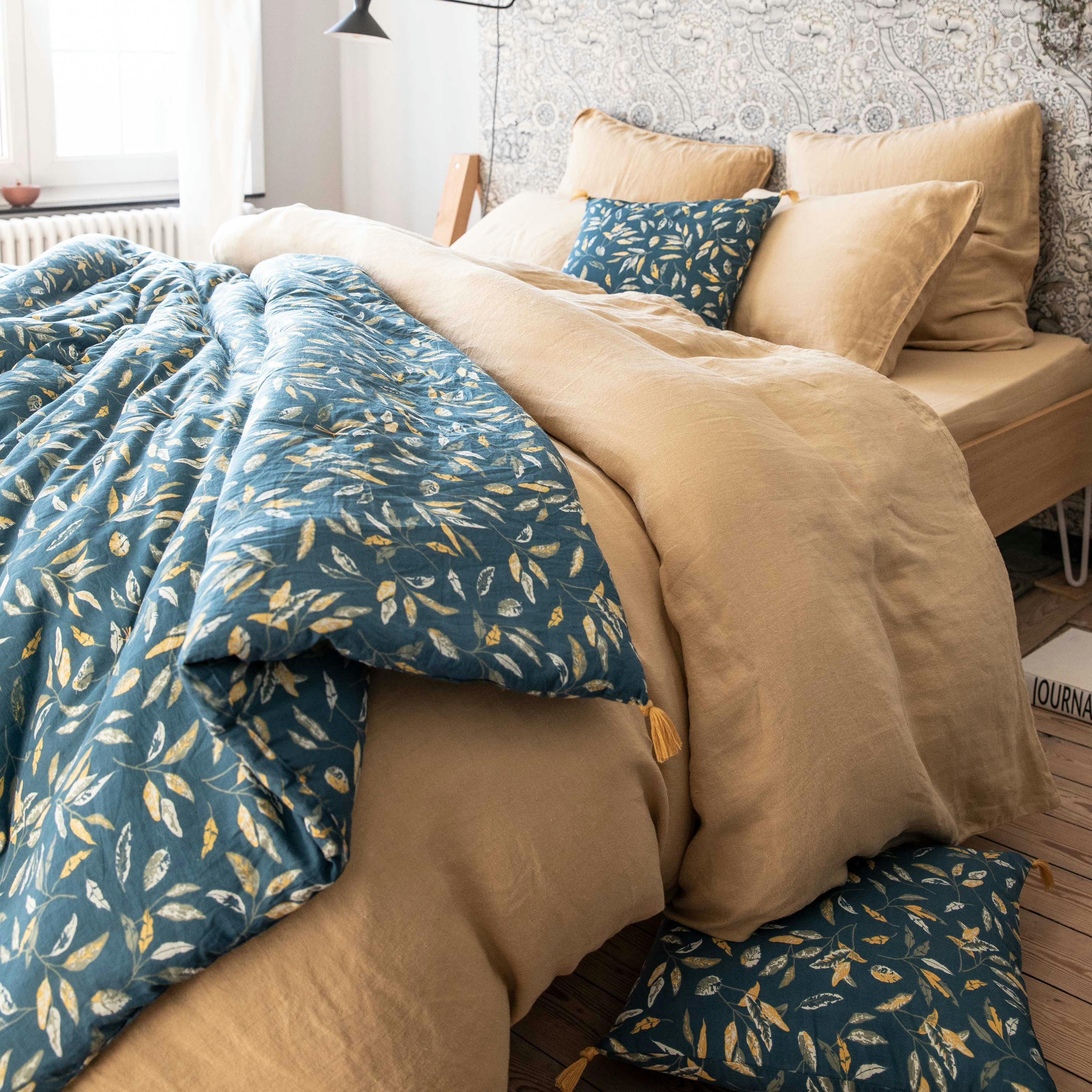 OMBRE VÉGÉTALE - Édredon imprimé en coton 100x190cm Indigo, Curry