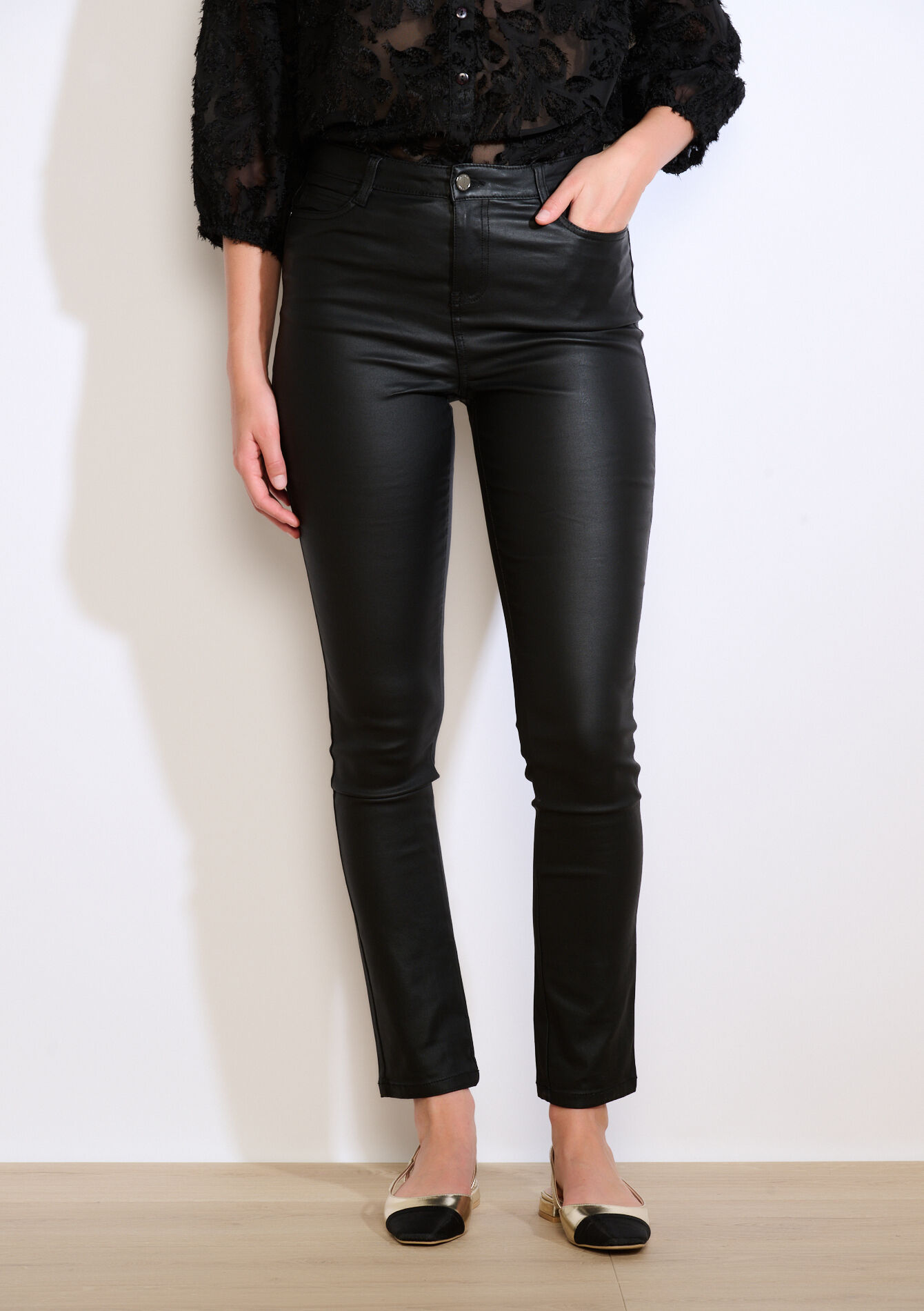 Gecoate broek met hoge taille