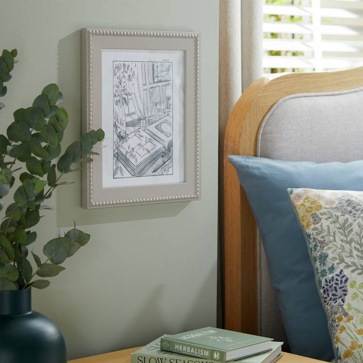 Habitat Beaded Grey Wooden Picture Frame - 8x10"