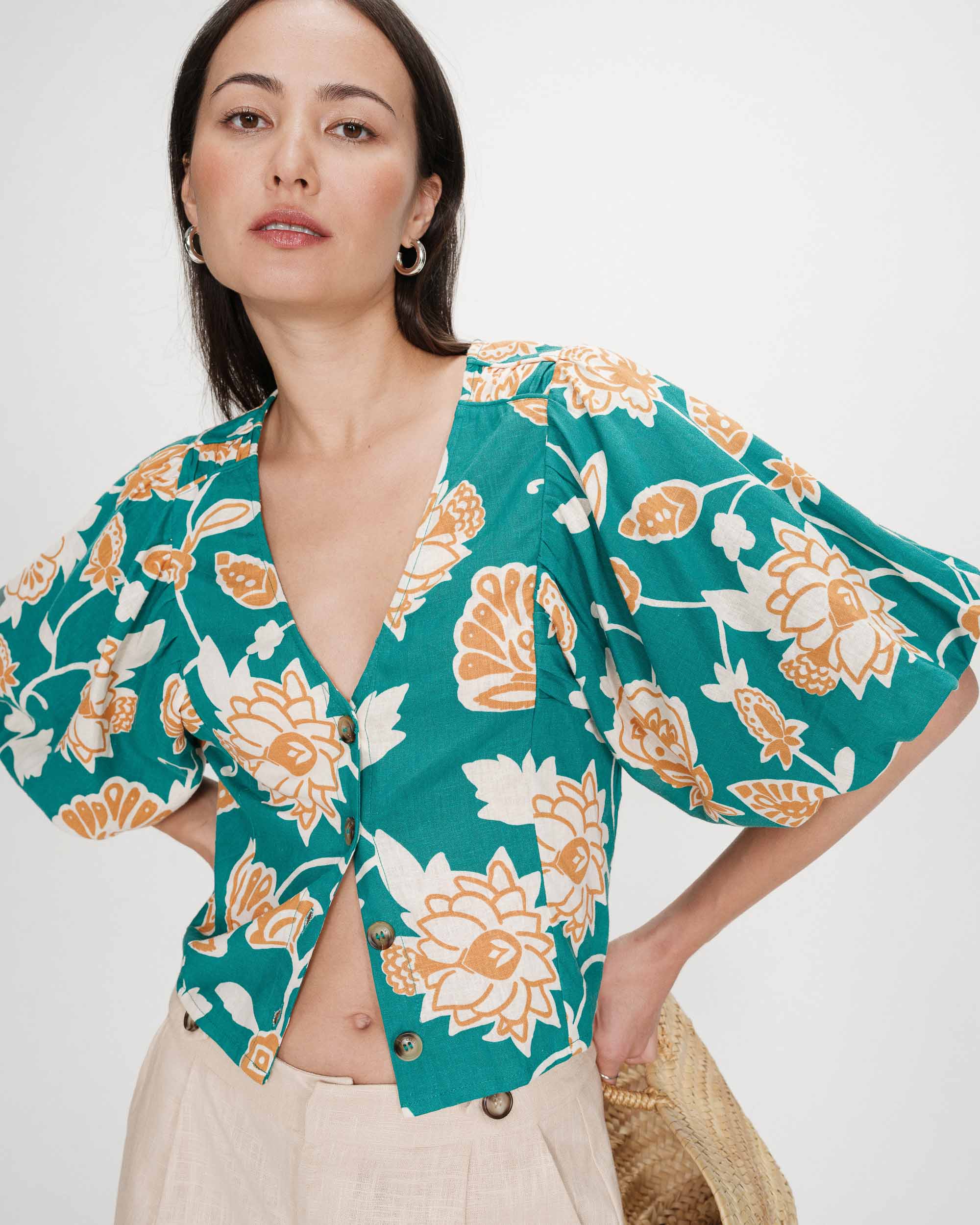 Top en lin imprimé floral col V vert Vahe