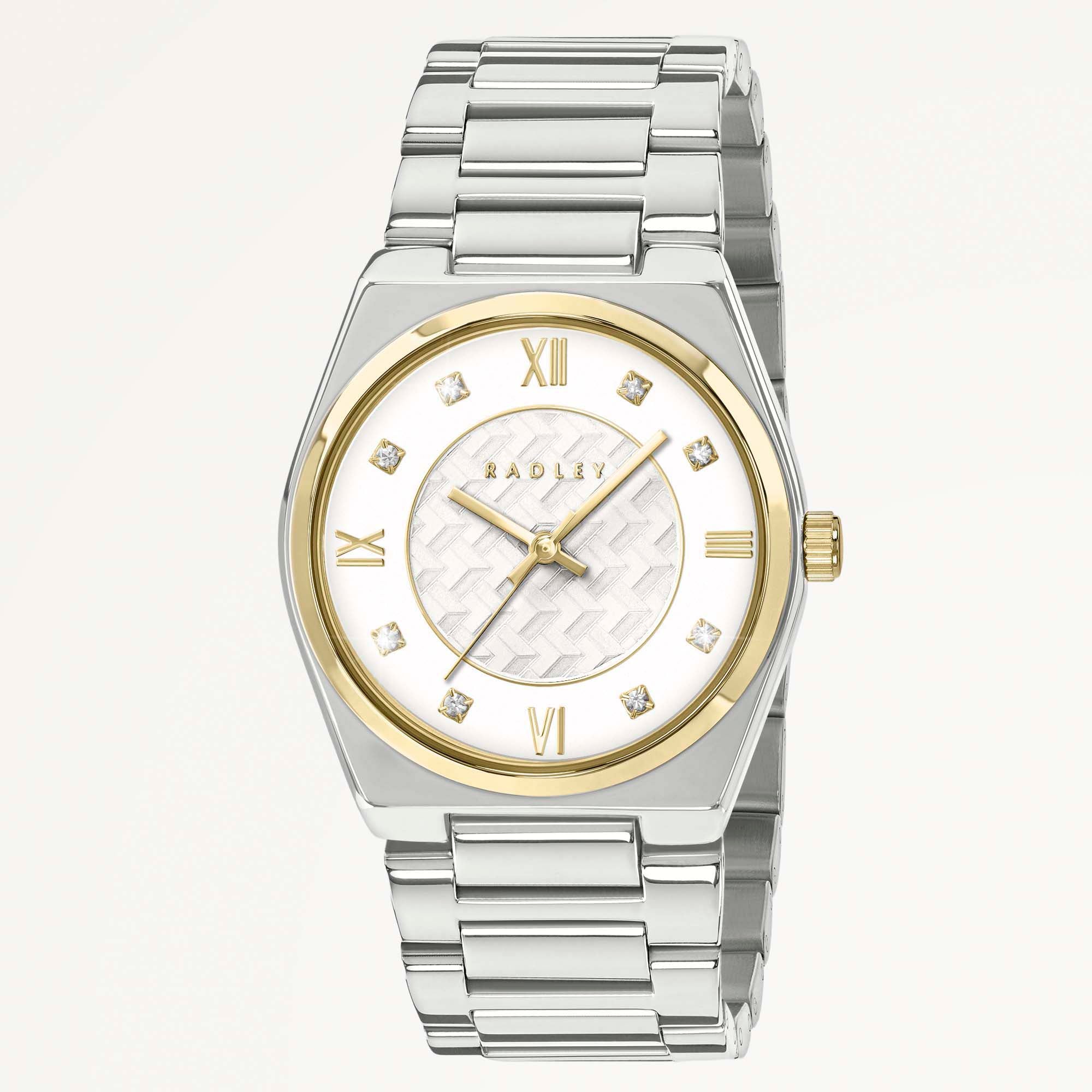Oak Street - Boyfriend Watch
