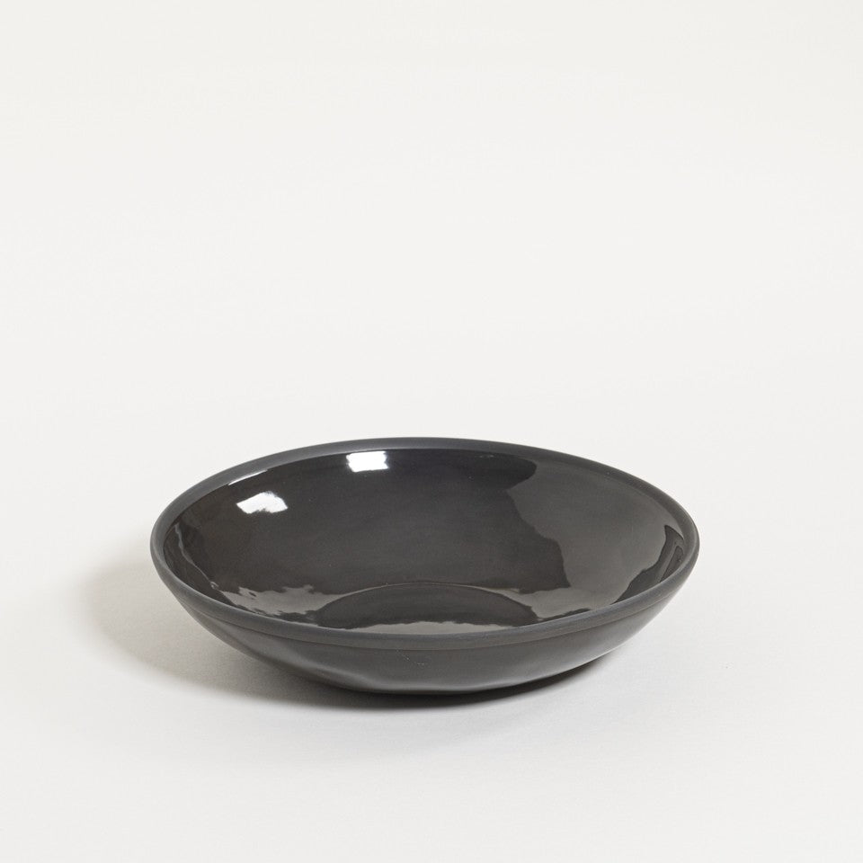 The Table Atelier Pastabord 22,5 cm Black Olive