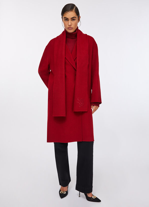 Cappotto in lana con sciarpa
