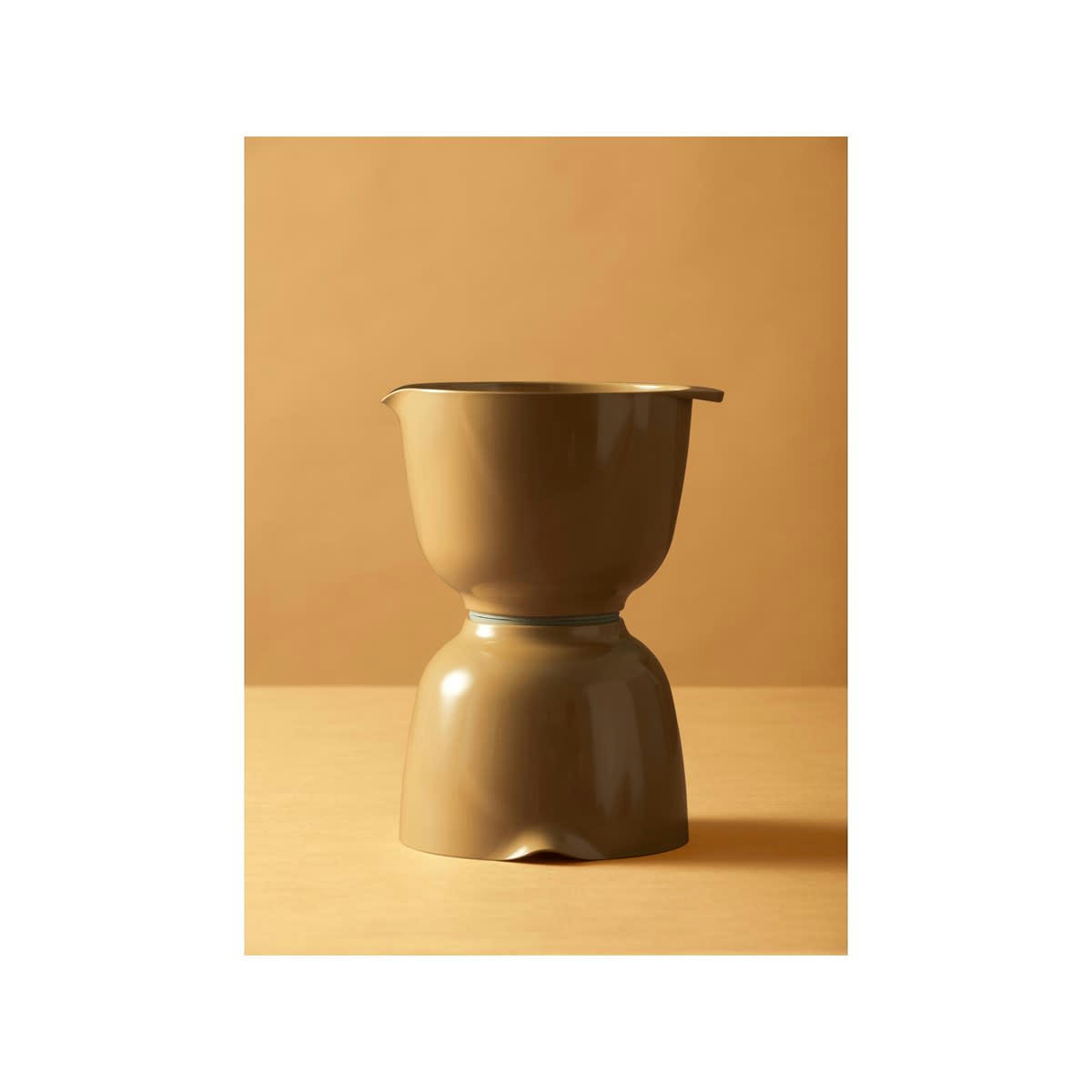 MARGRETHE - Saladier en plastique moutarde