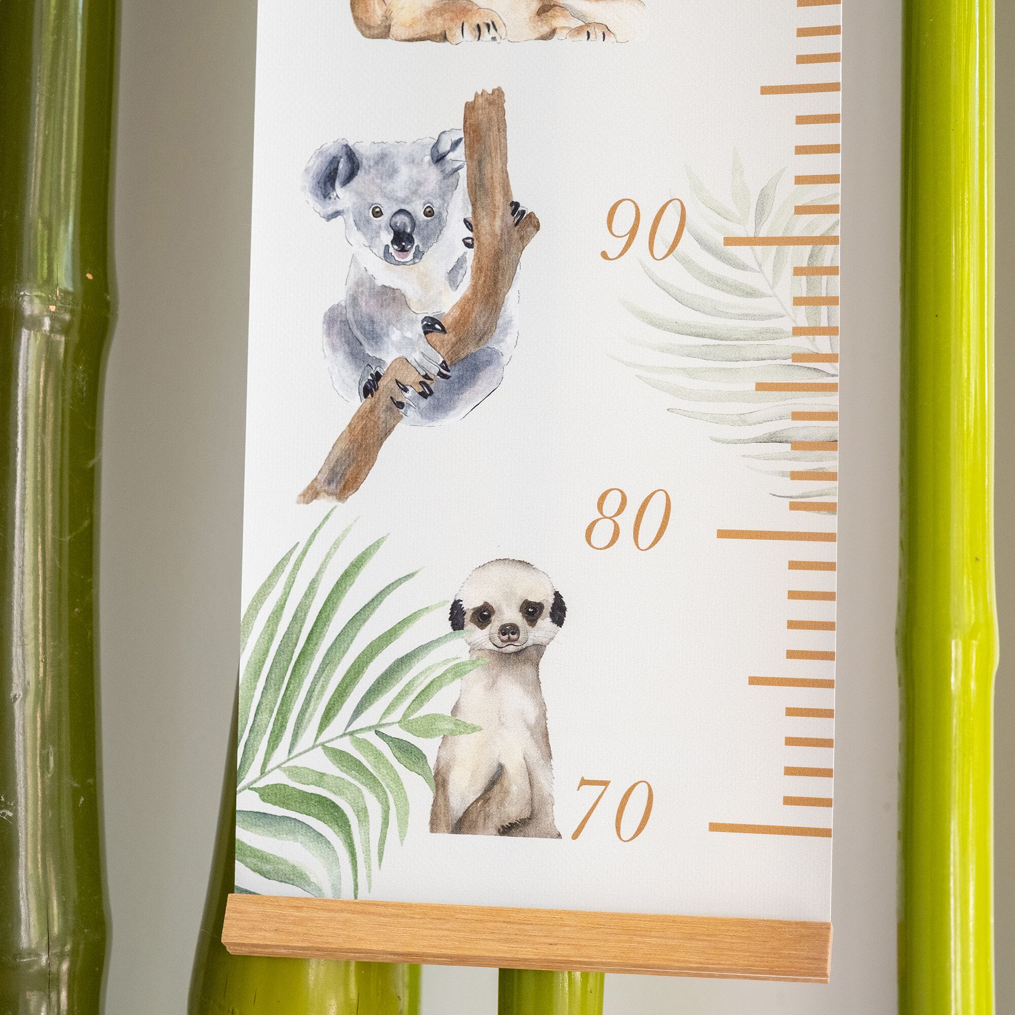 SUZY - Toise murale motifs savane - vert clair