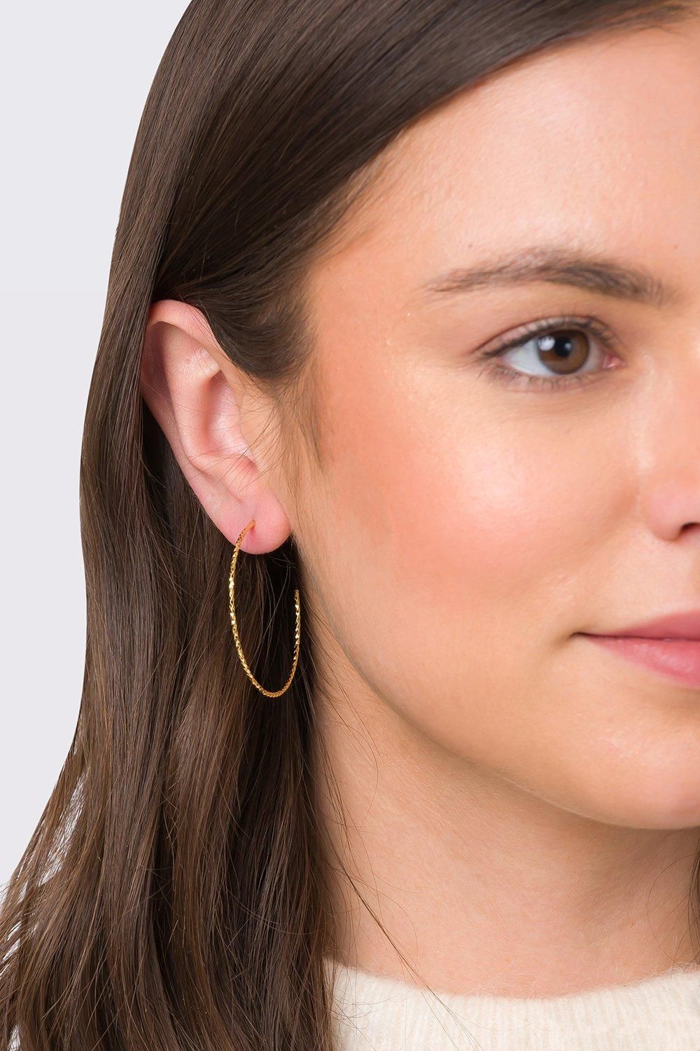 Pure Luxuries London Gift Packaged 'Rhian' 18ct Yellow Gold Plated Sterling Silver Hoops