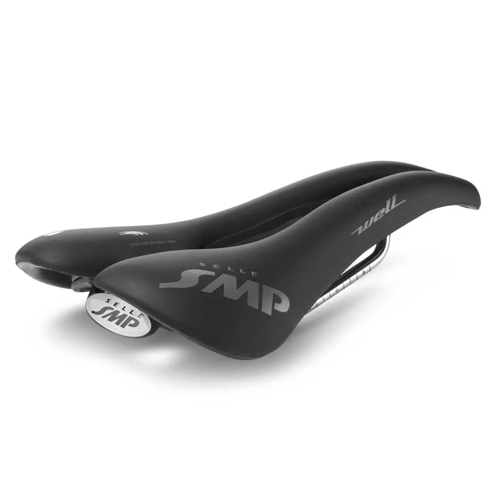 Selle SMP Well Carbon saddle