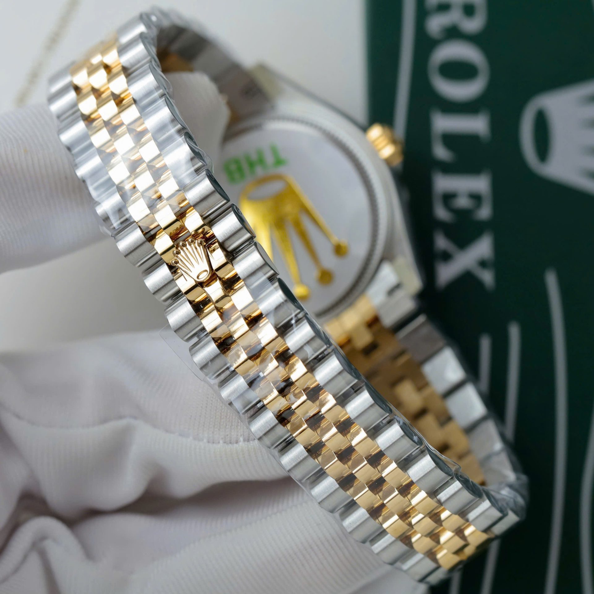 Rolex Datejust SS/YG Plated MOP Dial CZ Diamonds 31mm Jub THBF Replica