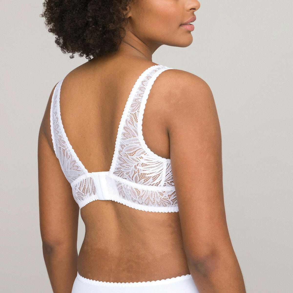 Soutien-gorge foulard sans armatures, en dentelle