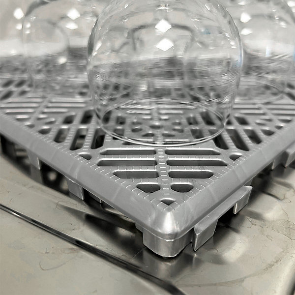 Pack 36 dalles auto-ventilées 30x30x1,5cm ( 3m² - Gris aluminium). Hôtellerie, chambres froides, garde-manger, bar, zones humides