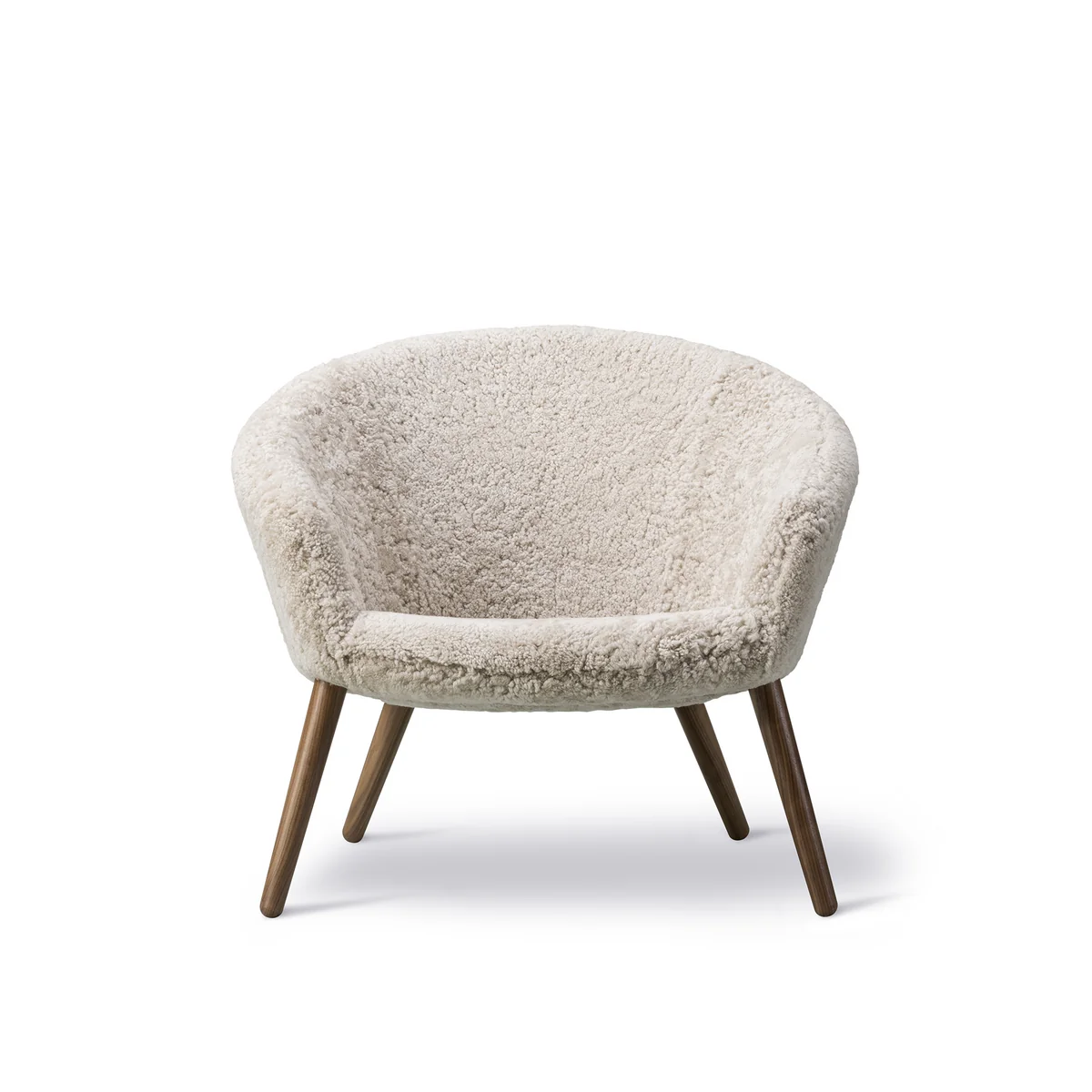 Fredericia - Ditzel Lounge Sessel, Walnuss / Schafsfell