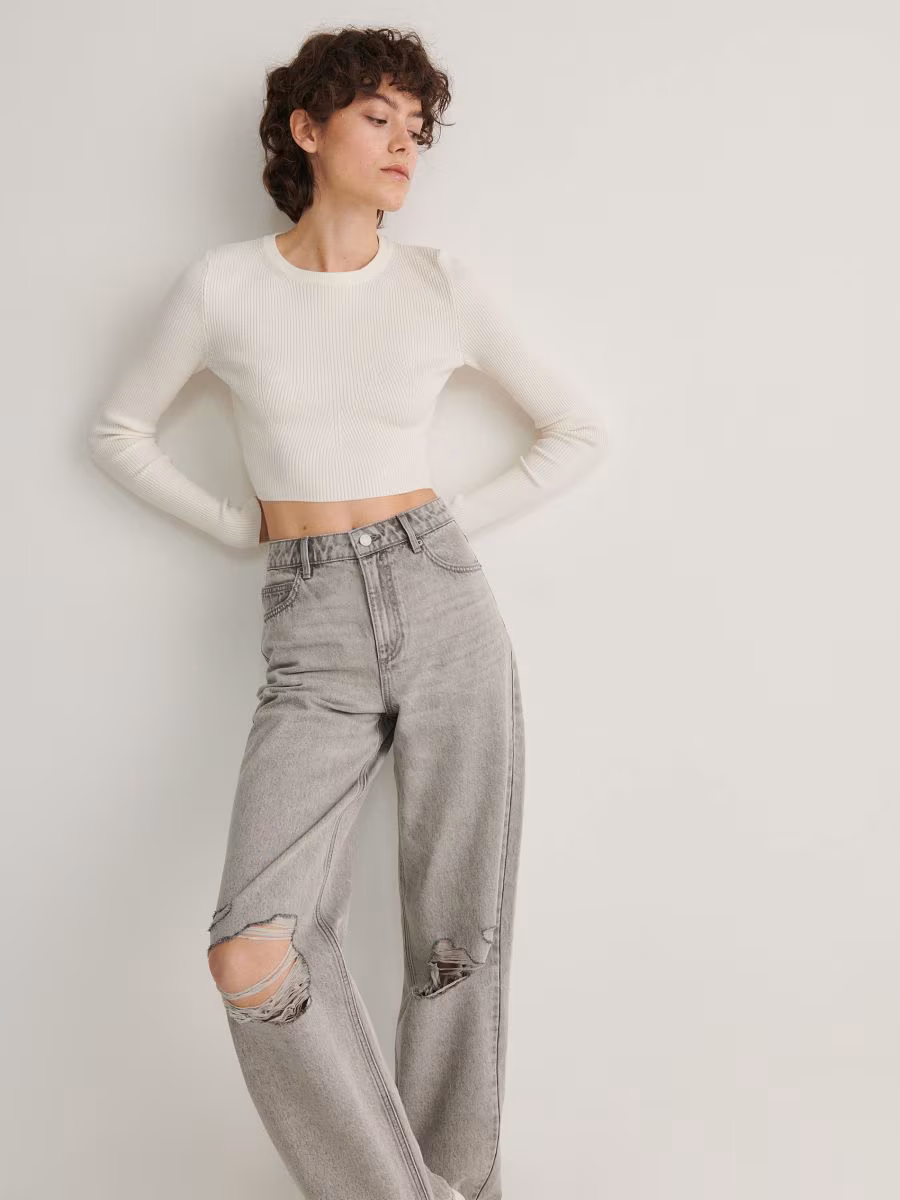 Wide Leg Distressed Jeans