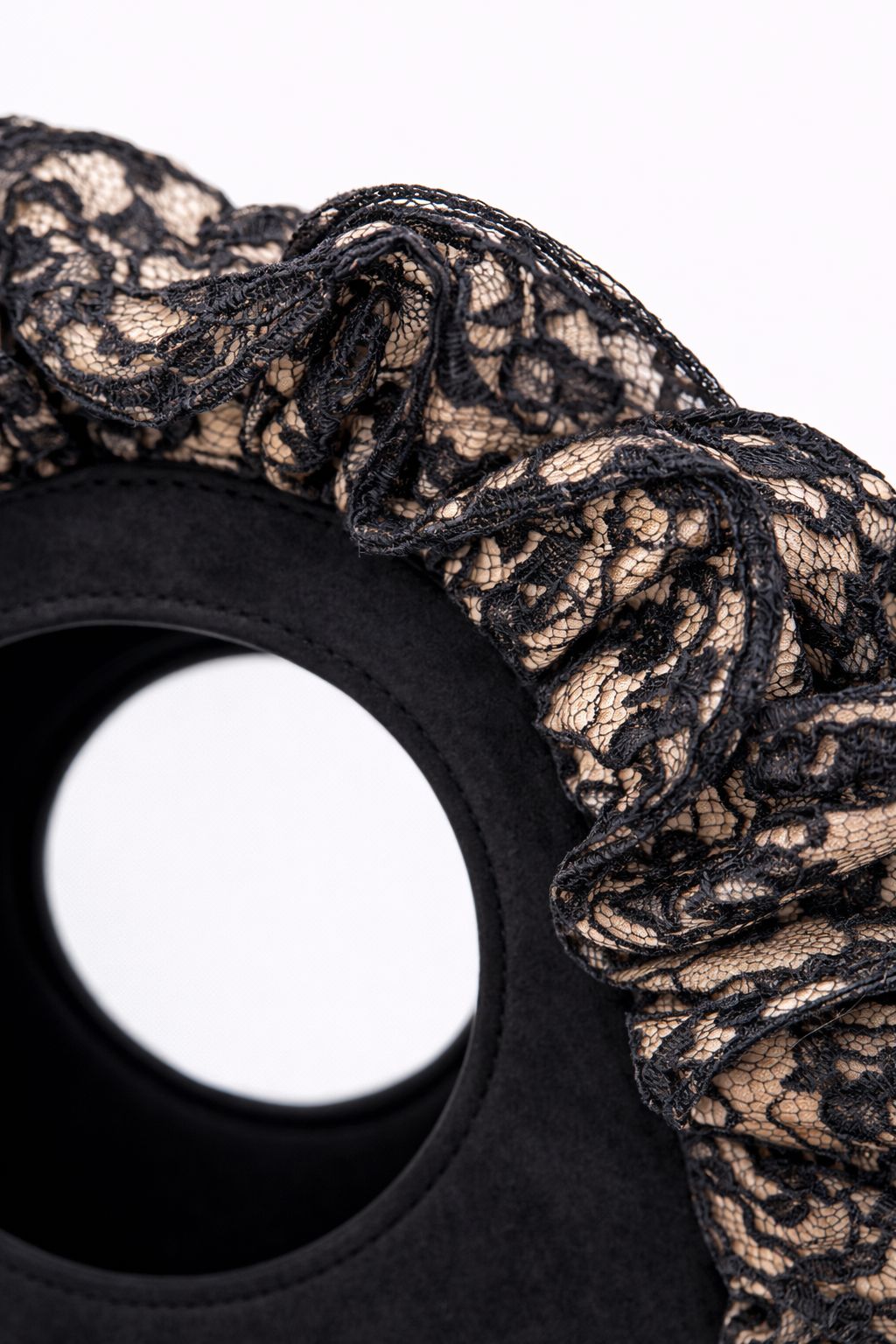 Belissh Lace Ruffle Handle Grab Bag