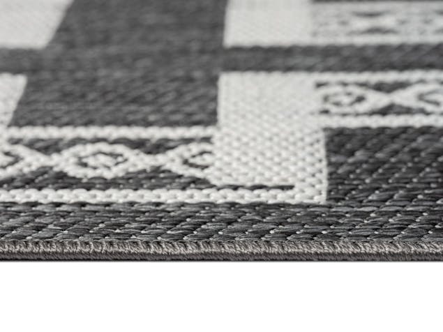 Teyona Charcoal and Ivory Tribal Flatweave Indoor Outdoor Rug