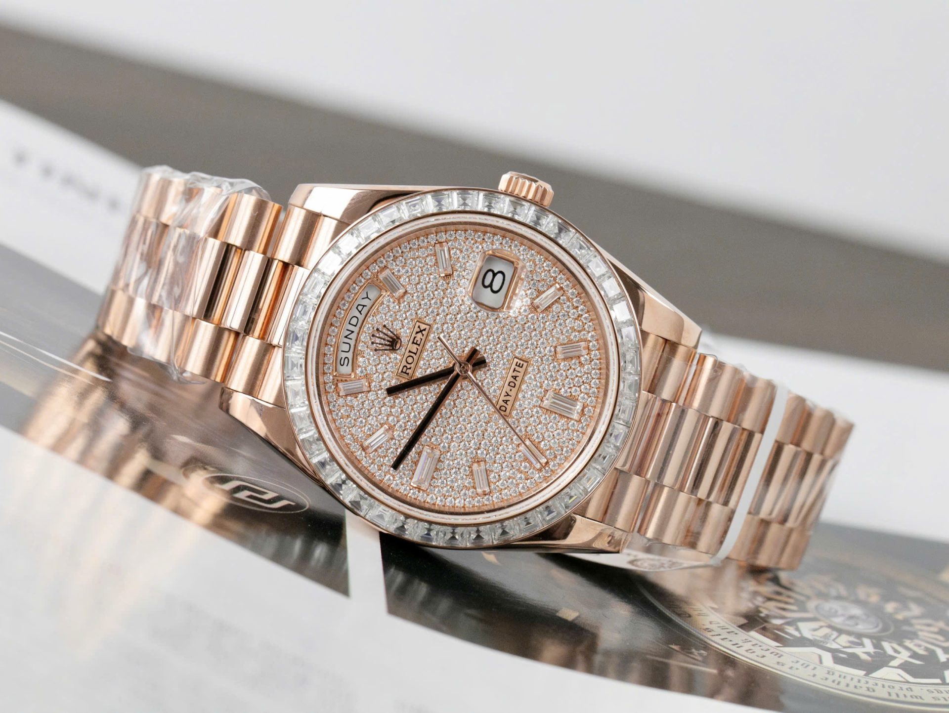 Rolex Day-Date RG Plated Diamond Dial Baguette Diamond 40mm Super Clone