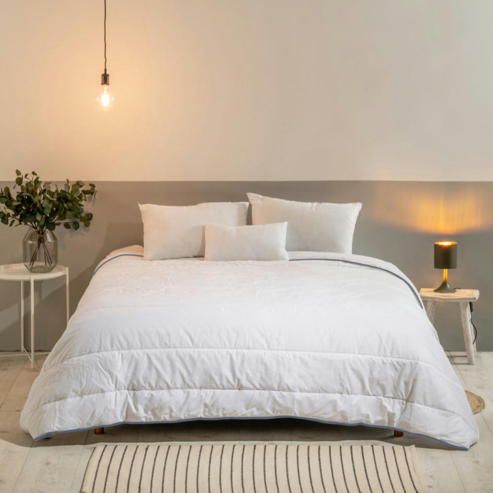 TEMPERÉE - Couette Tempérée 240x260cm Garnissage 300g/m2