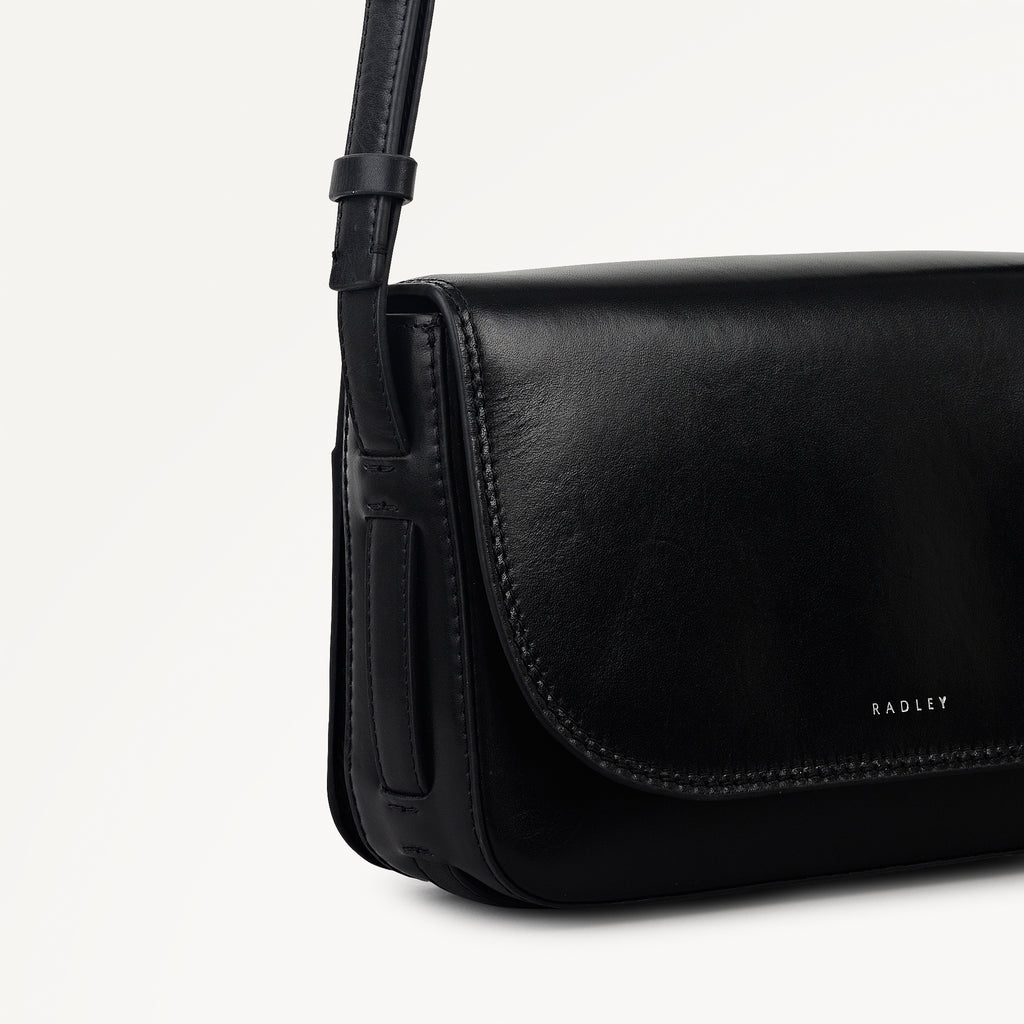Pocket Street - Small Flapover Cross Body Bag