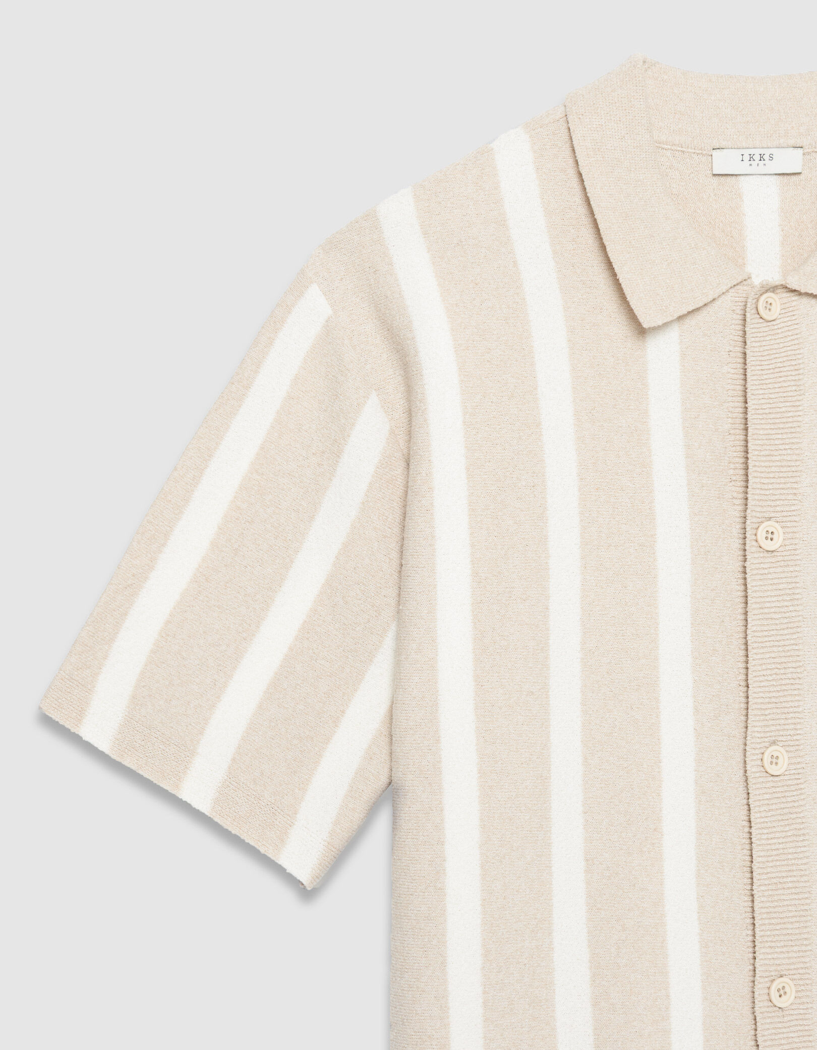 Chemise manches courtes beige tricot larges rayures Homme