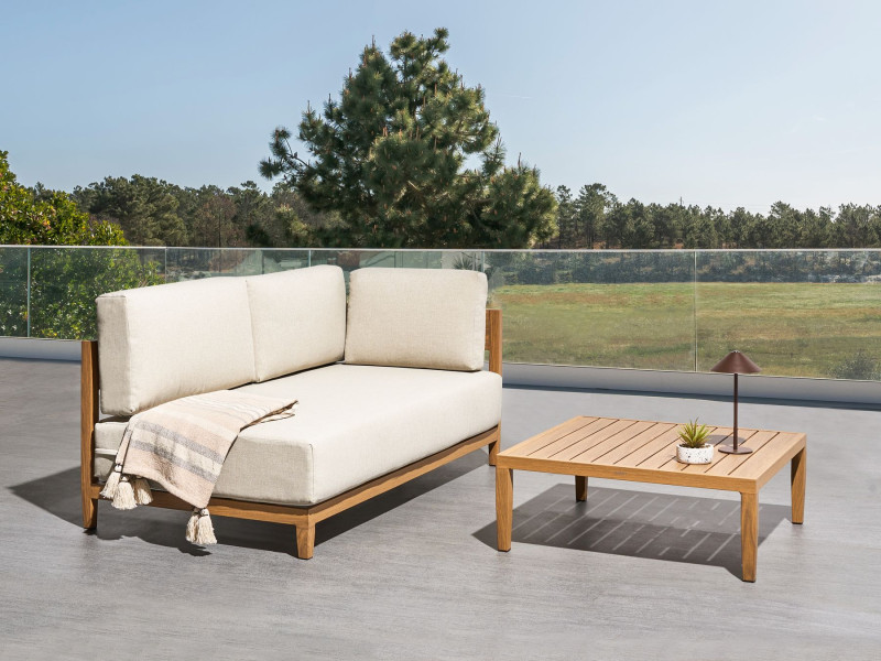 Sofa trzyosobowa aluminium jasna z poduszkami