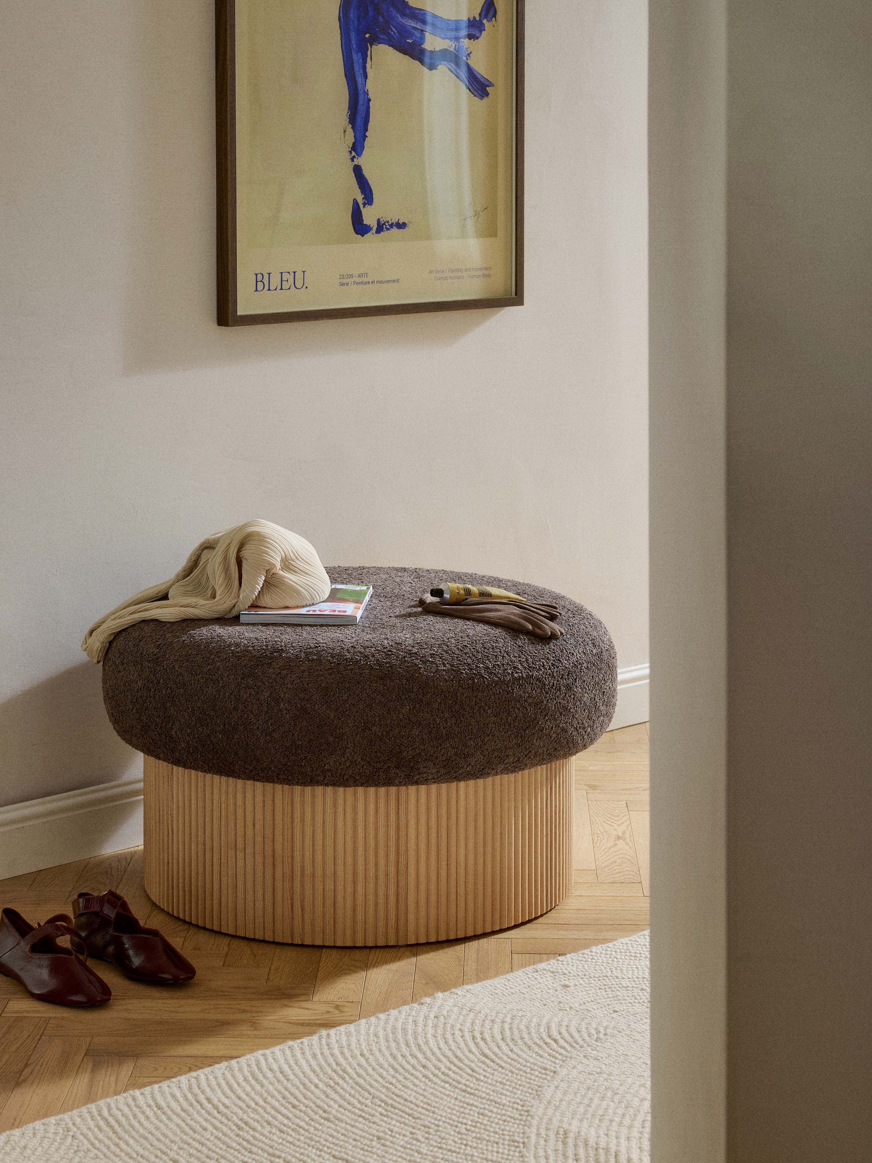 XL Polsterhocker Nala mit Stauraum aus Teddy-Bouclé