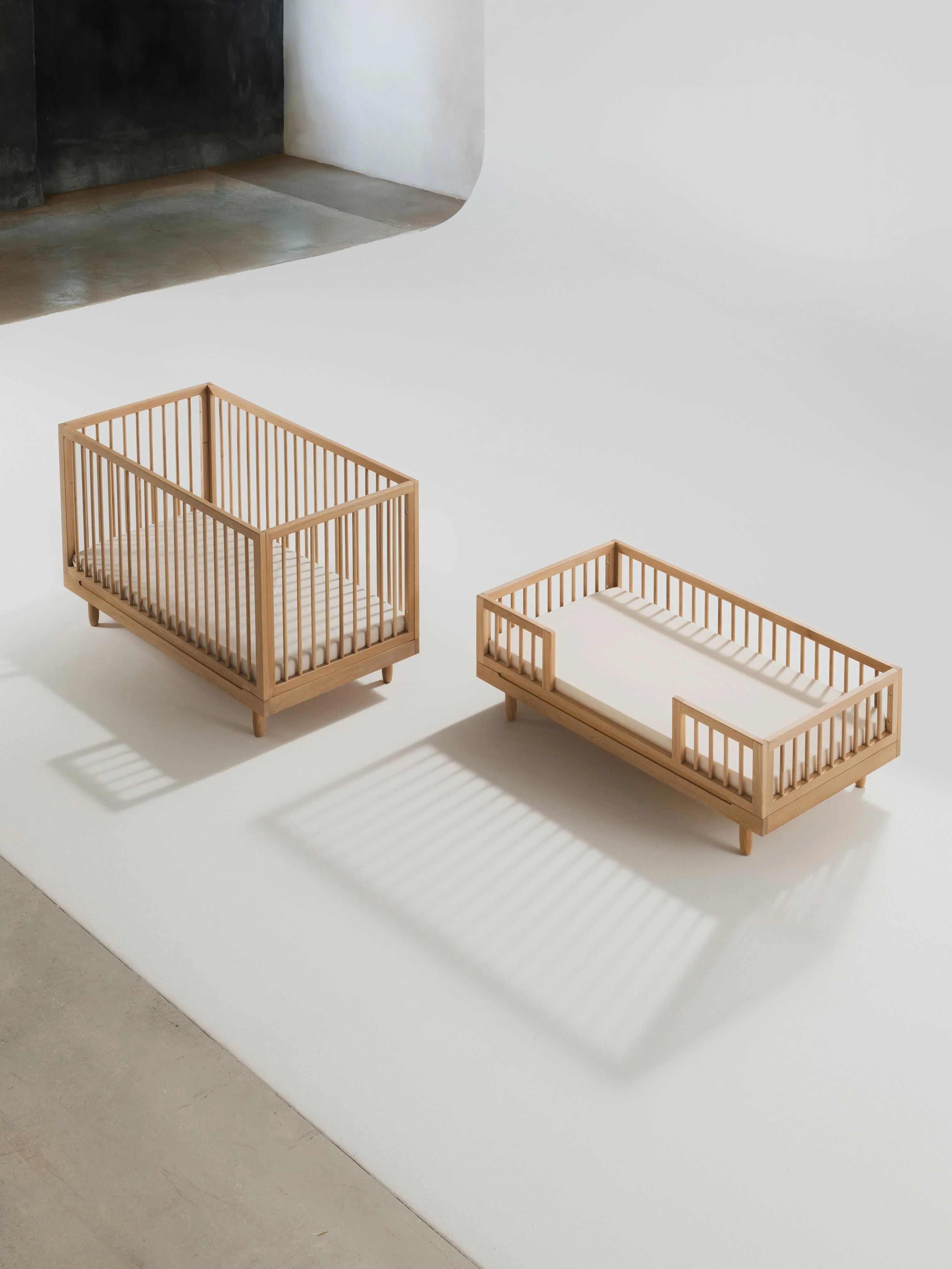 Höhenverstellbares Babybett Pure aus Eichenholz, 70 x 140 cm