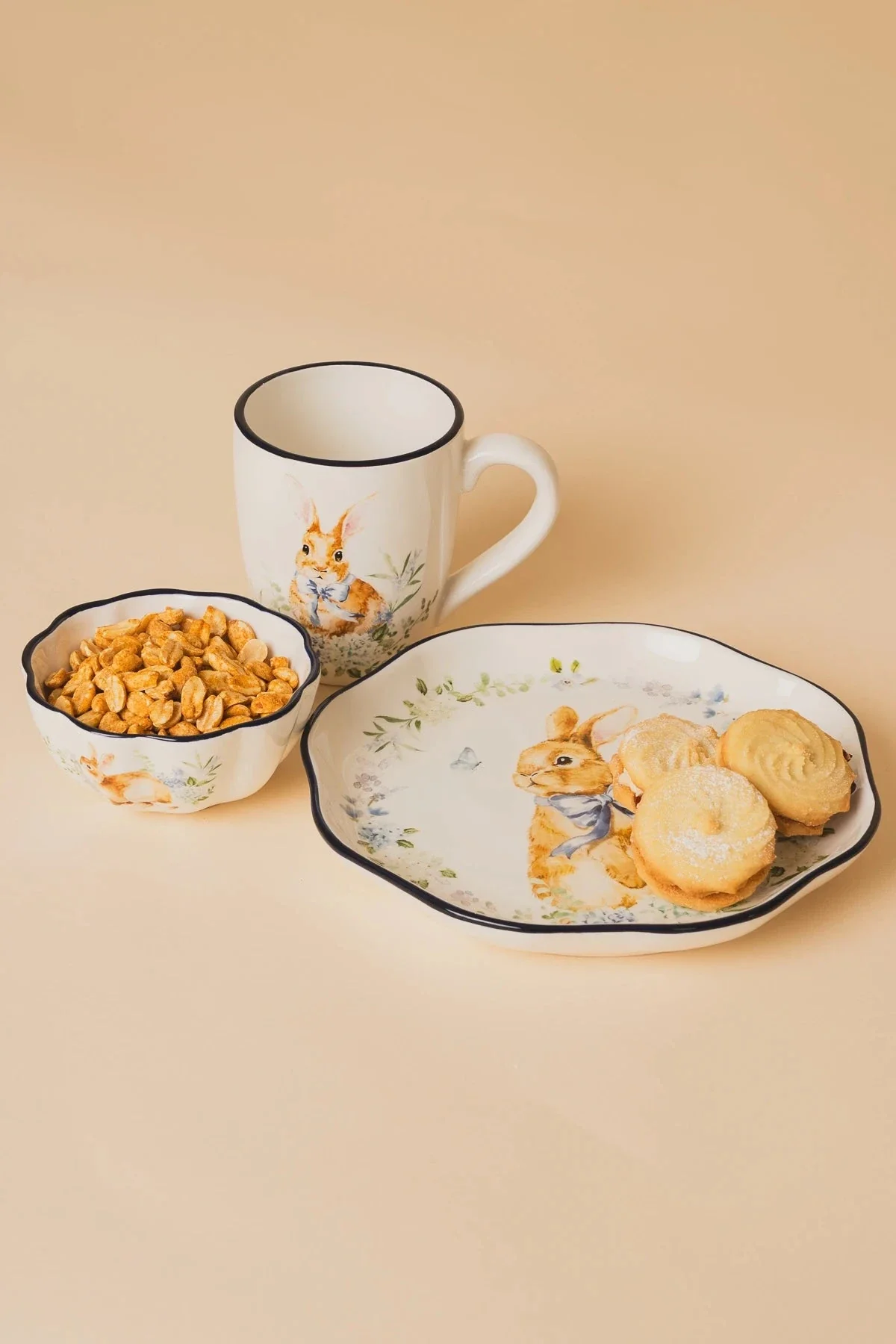 Bunny Mug With Blue Rim