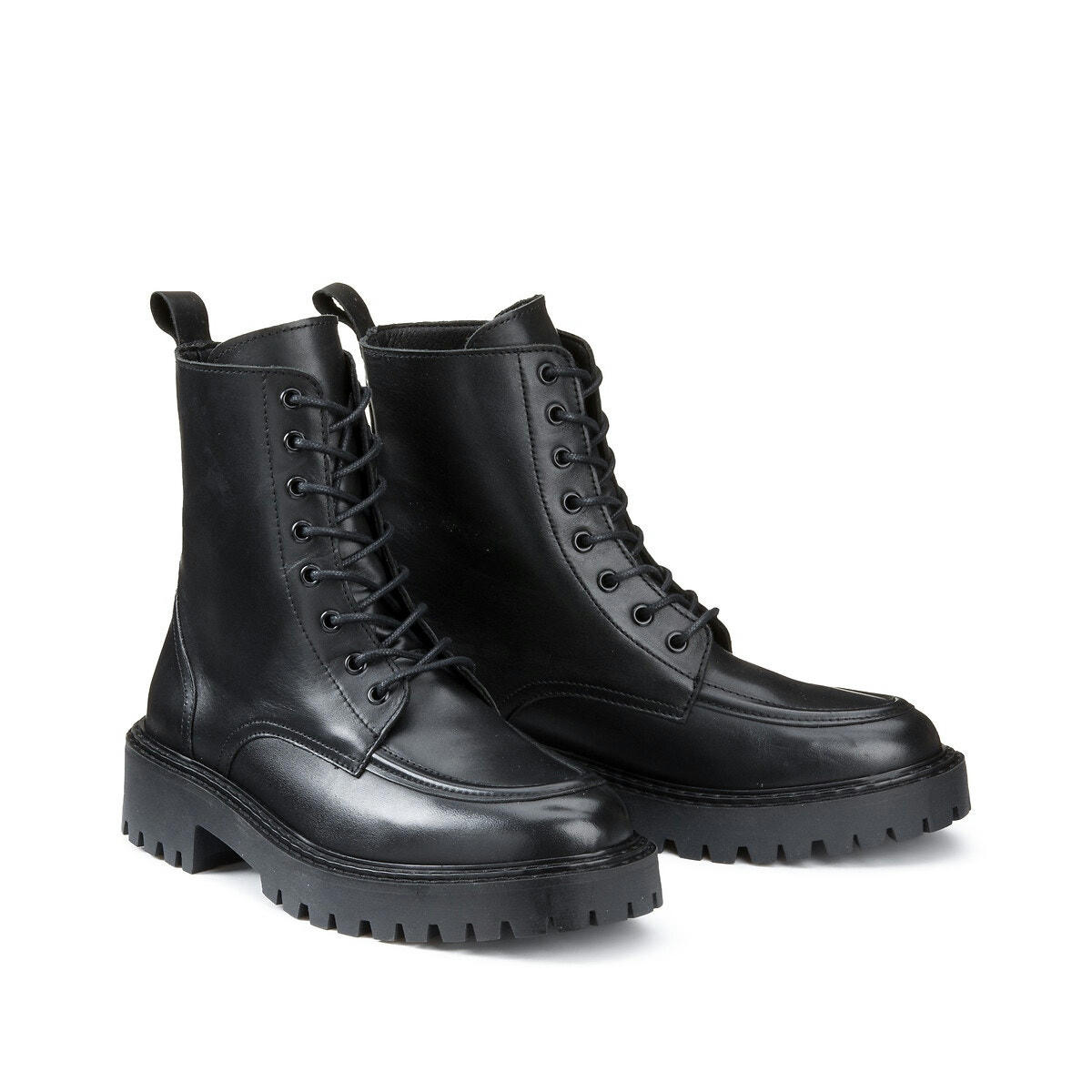 Bottines à lacets en cuir, semelle crantée