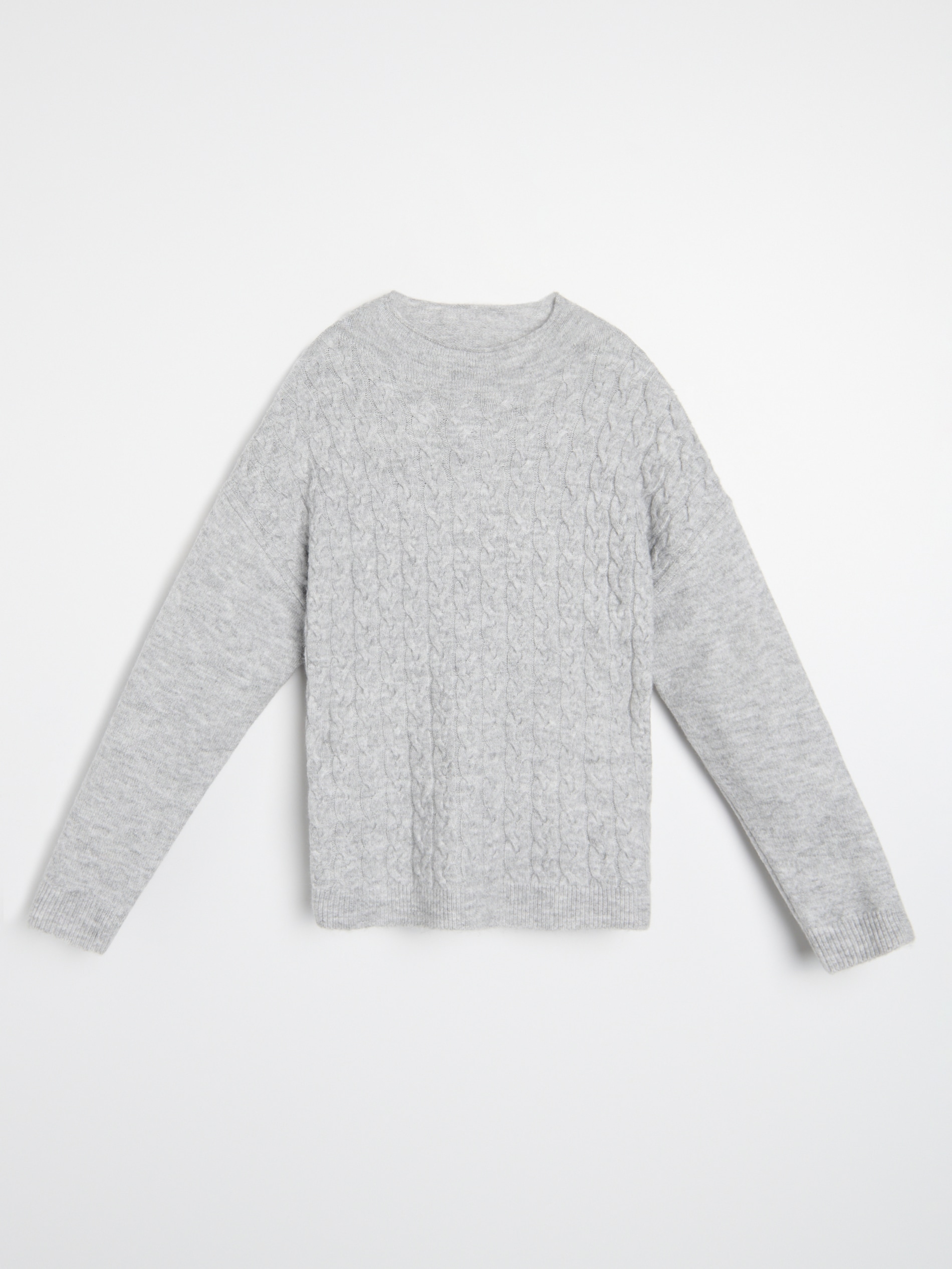 Sweter damski z warkoczowym splotem
