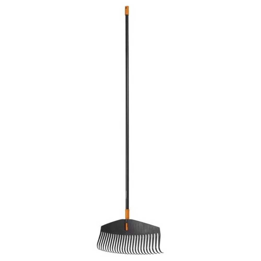 Fiskars Solid L Assembled Leaf rake