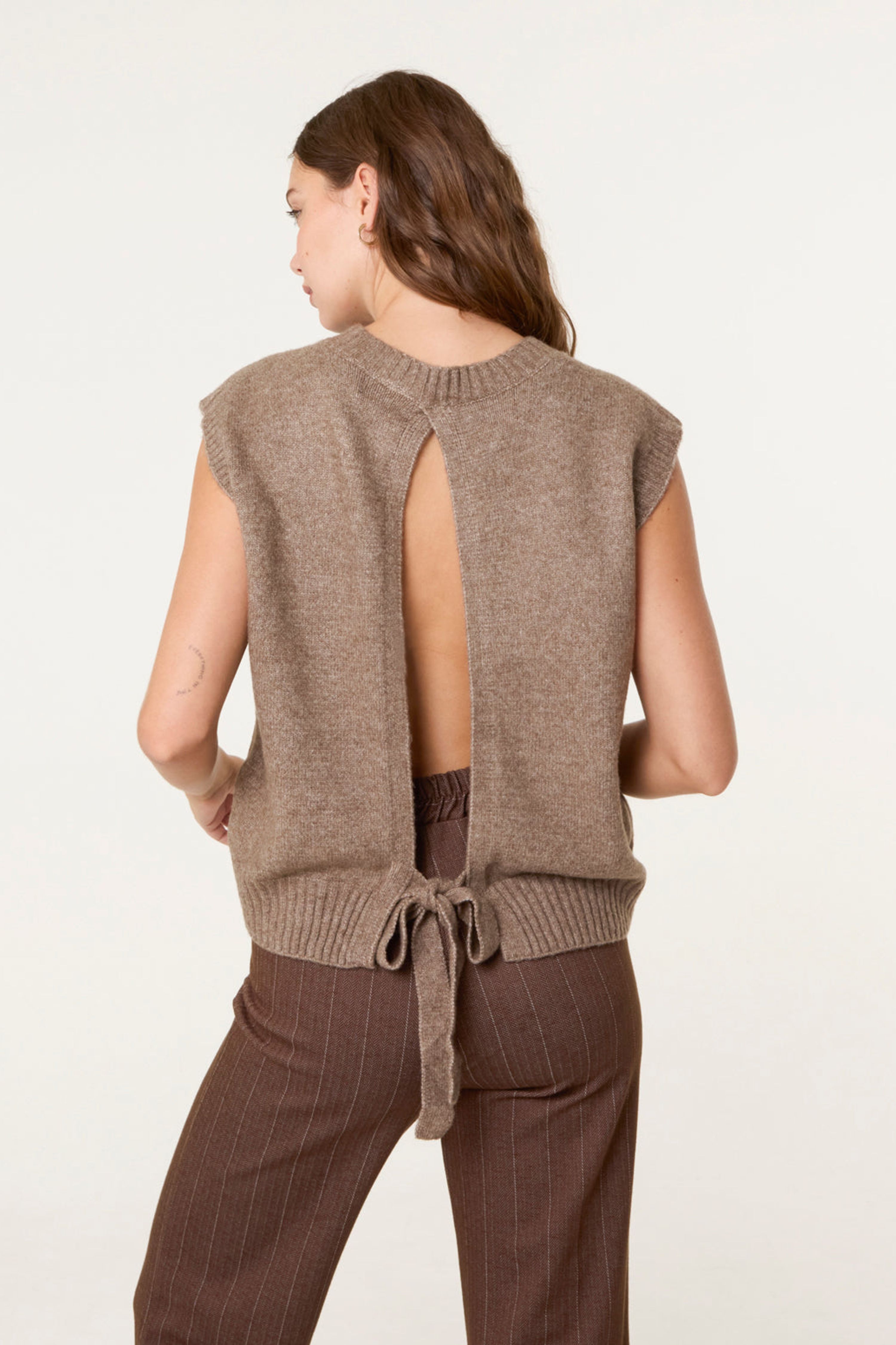 Blue Vanilla Brown Round Neck Vest