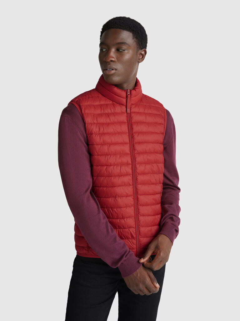 Regular fit padded vest