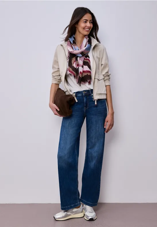 Schal mit Multicolor Muster und Wording