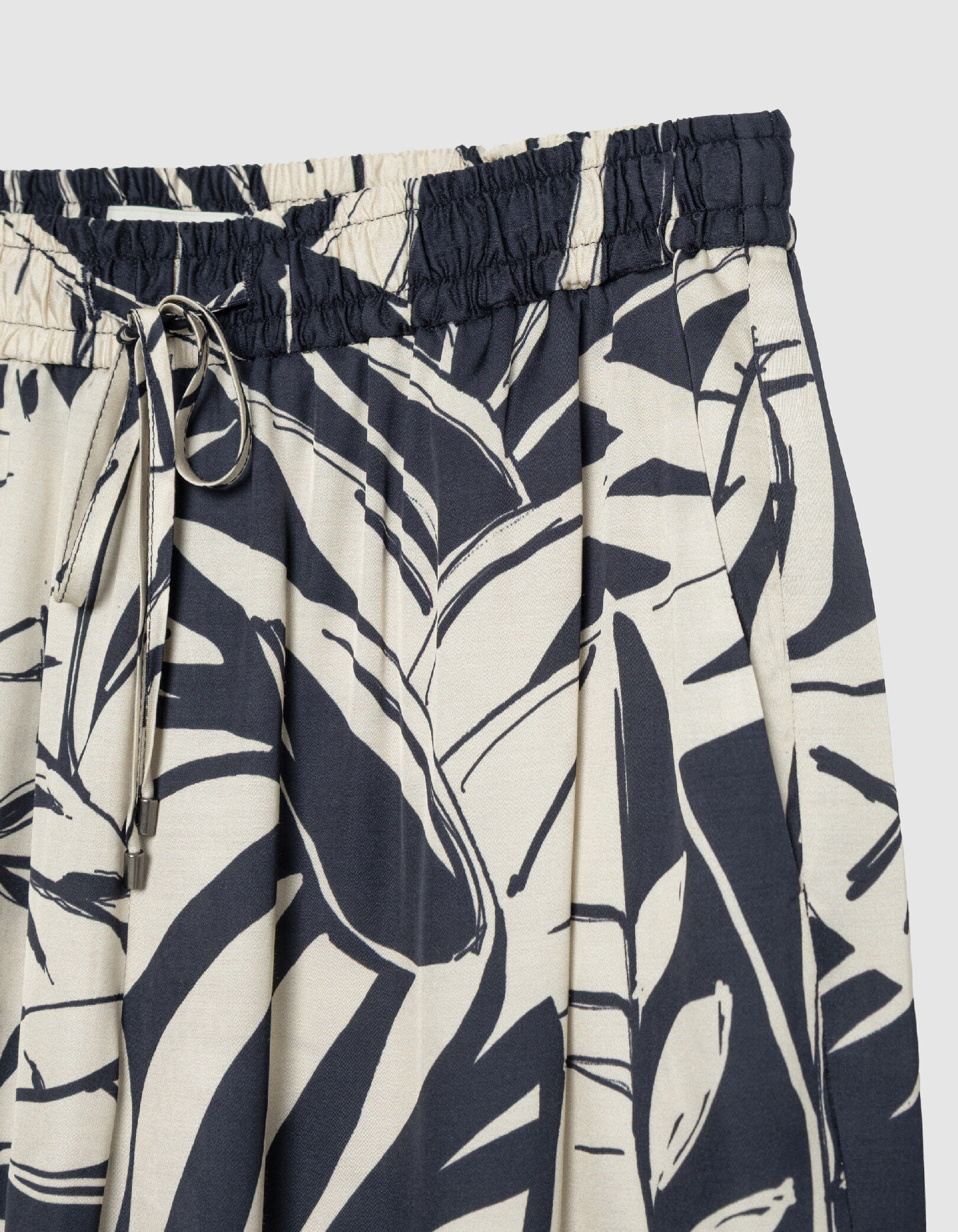 Pantalon large marine satiné imprimé maxi feuilles Femme