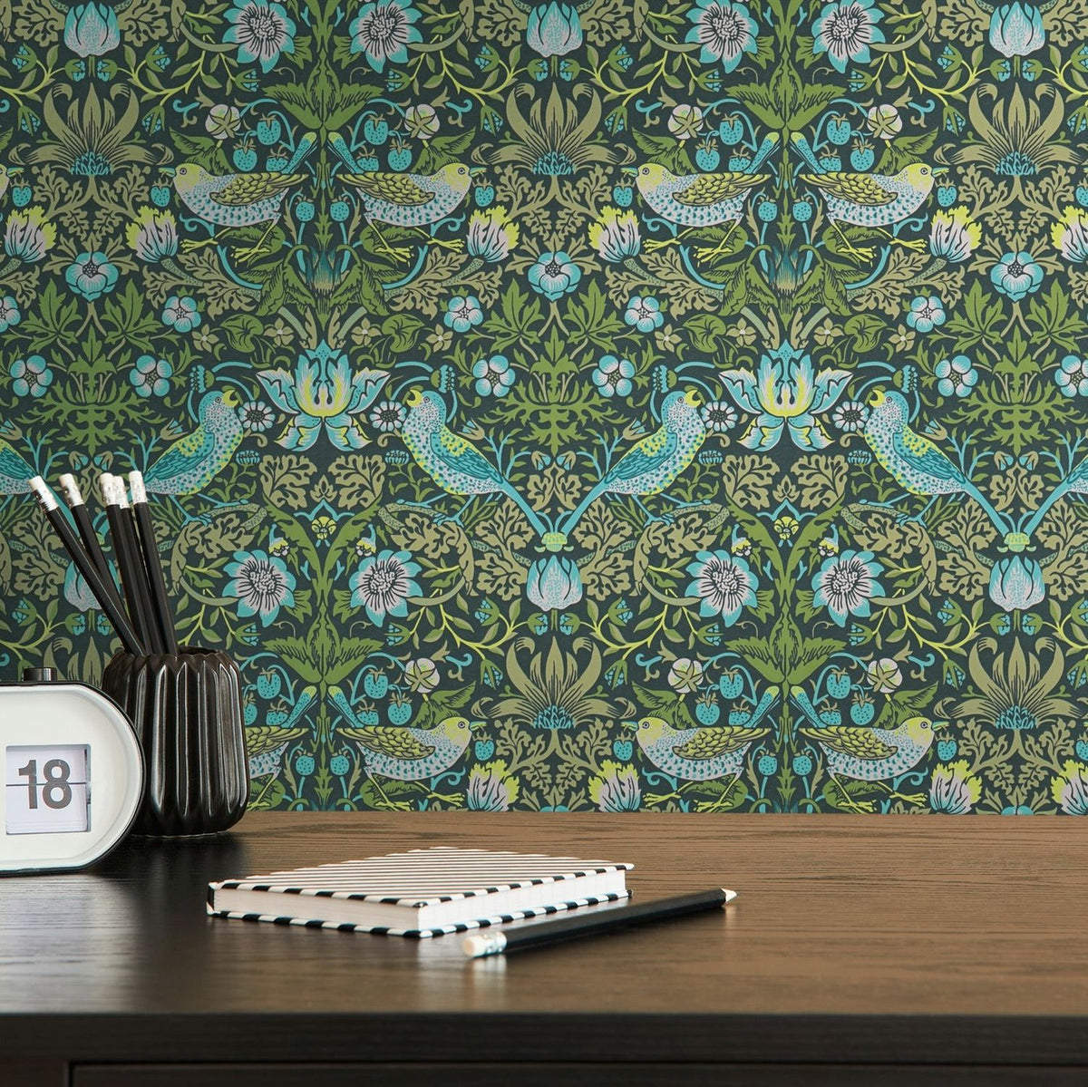 Livingwalls behang bloemen en vogels in art nouveau stijl groen 53 cm x 10.05 m AS-390561