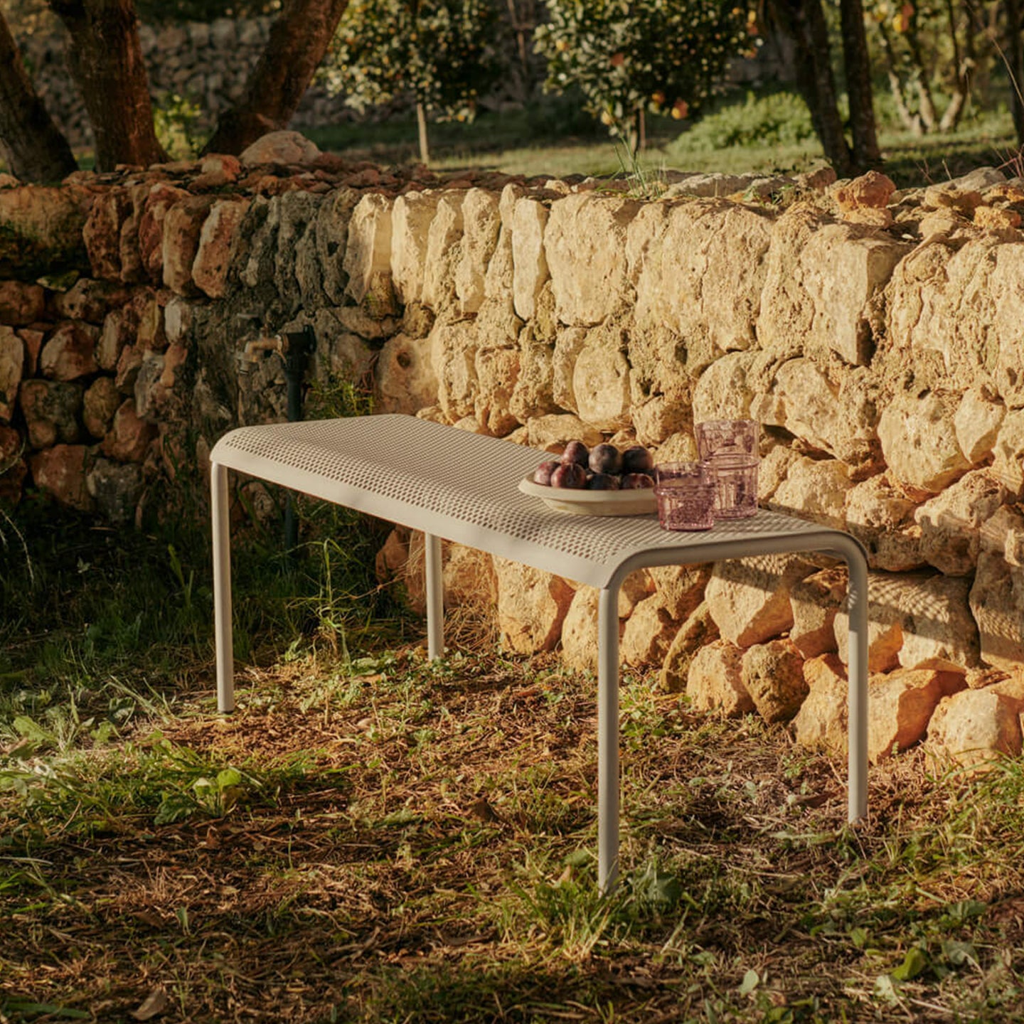 Ferm Living Dapple Tuinbank - Cashmere