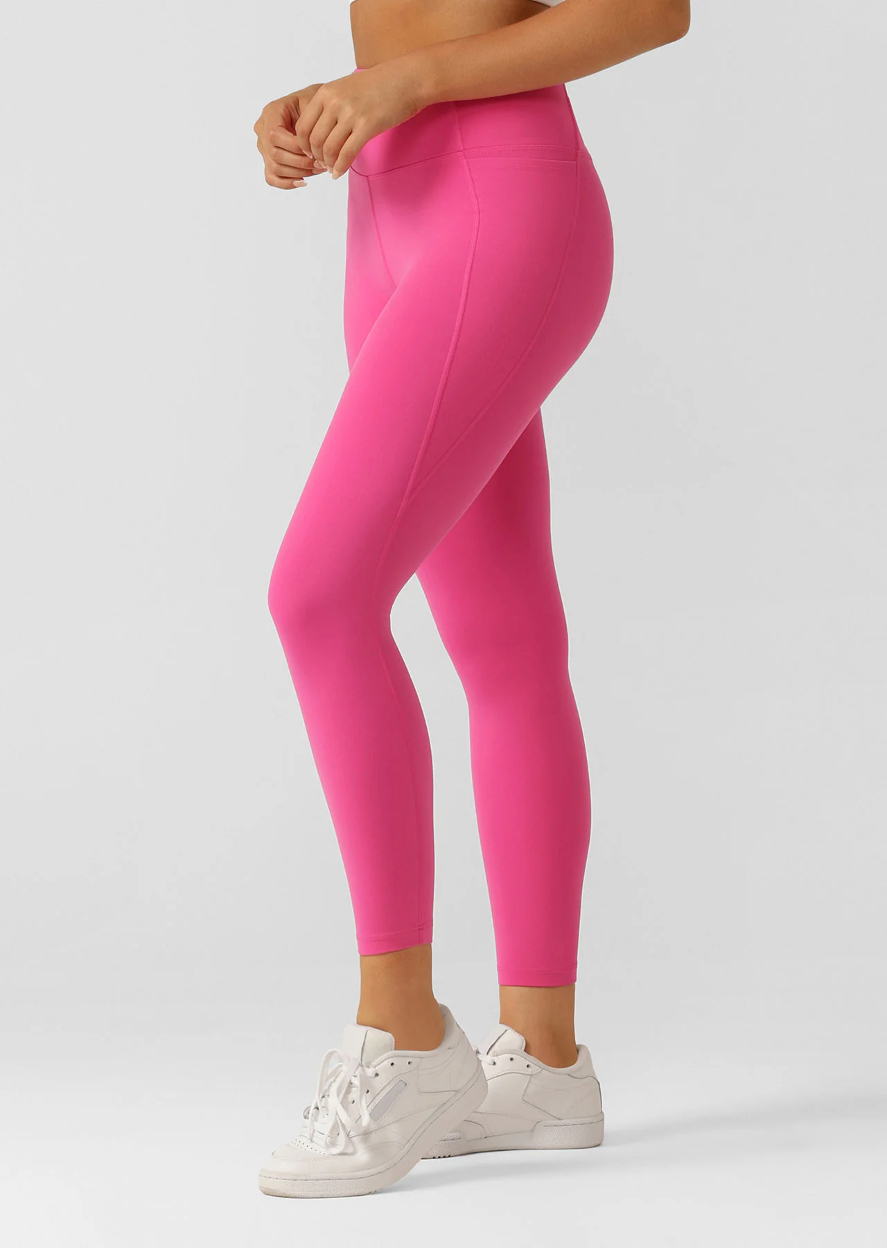Twist It No Chafe Pocket Ankle Biter Leggings