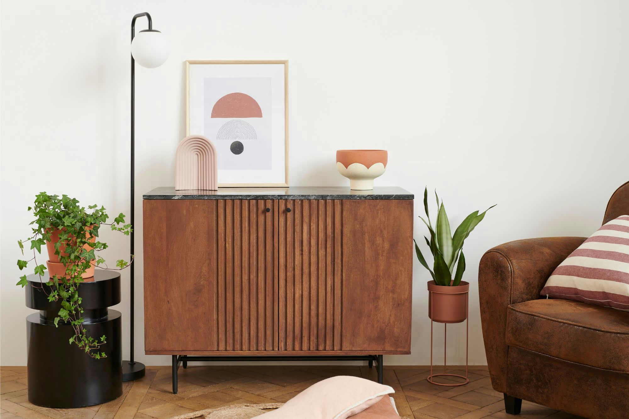 MAQUITA - Buffet bas 2 portes en manguier et son plateau marbre