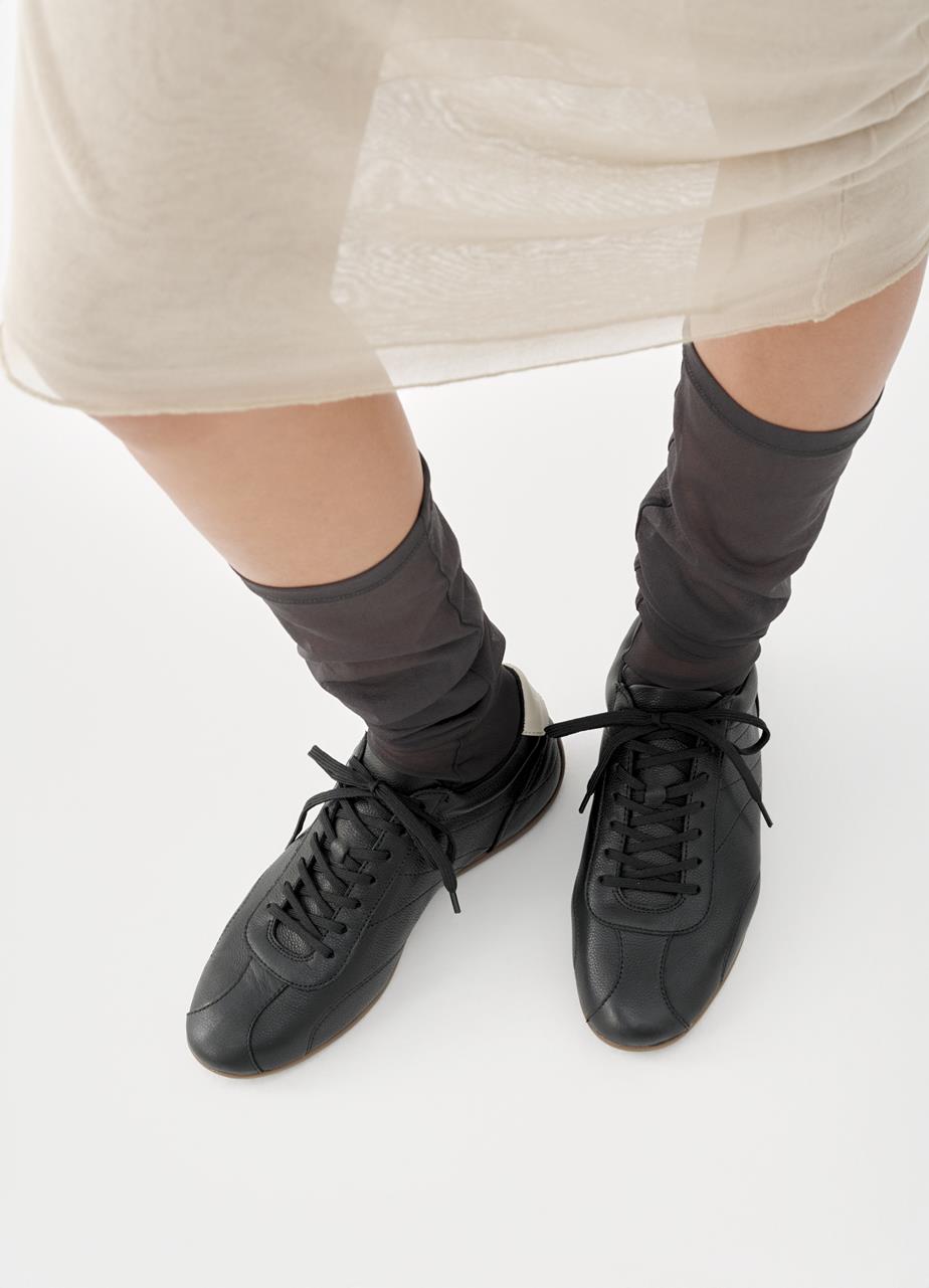 Hollie Sneakers
