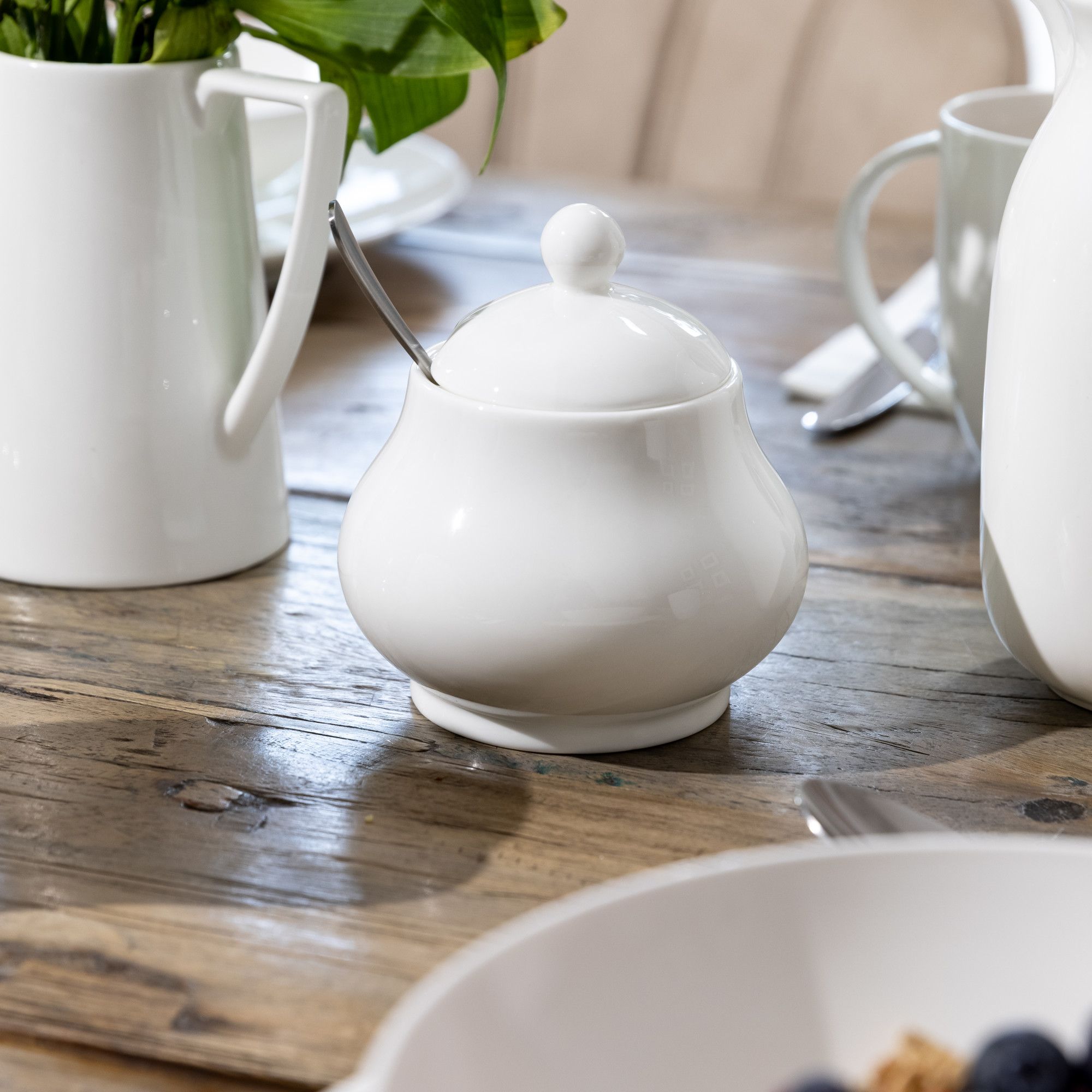 Maxwell & Williams Cashmere Sugar Bowl