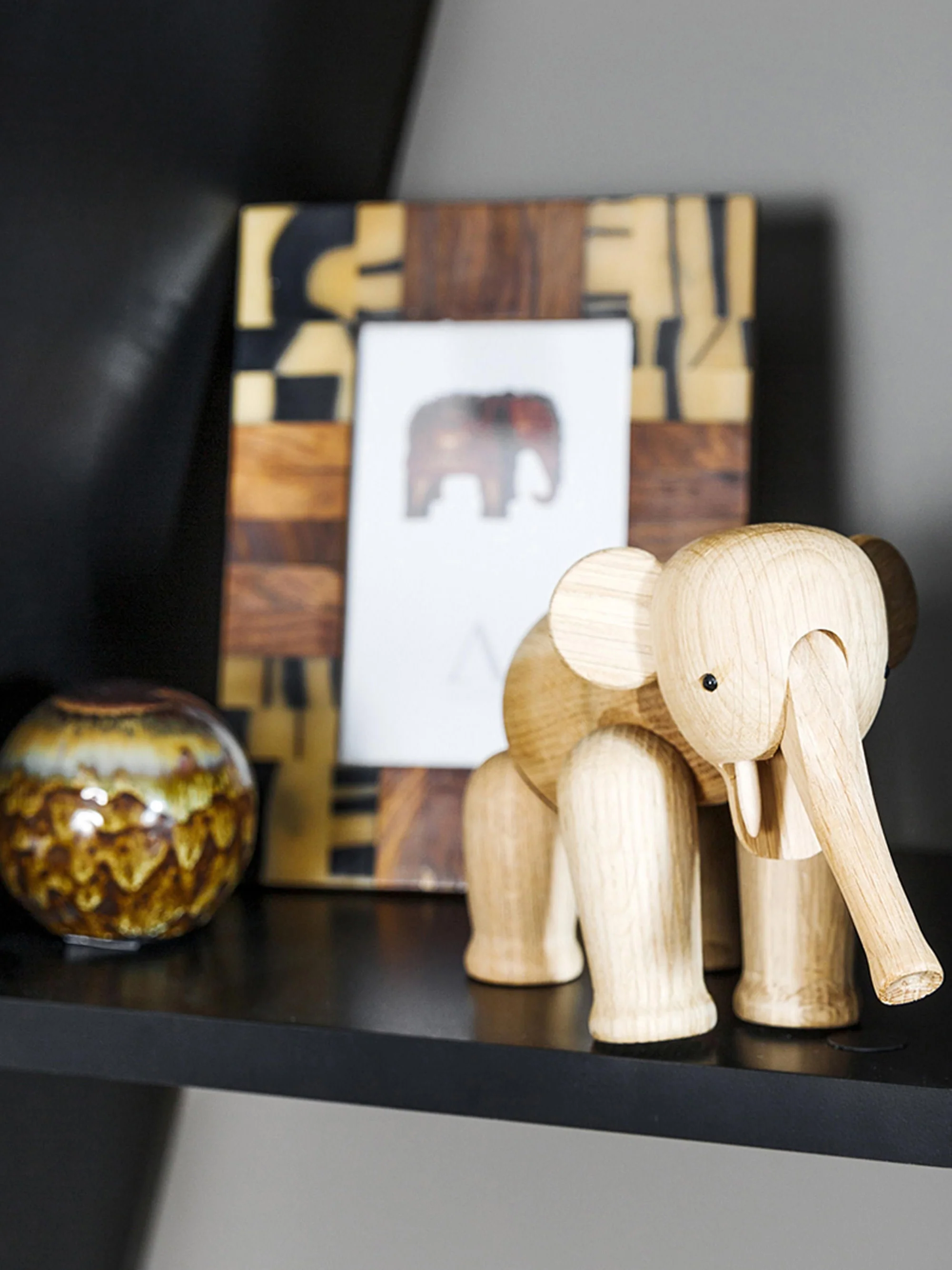 Handgefertigtes Deko-Objekt Elephant aus Eichenholz