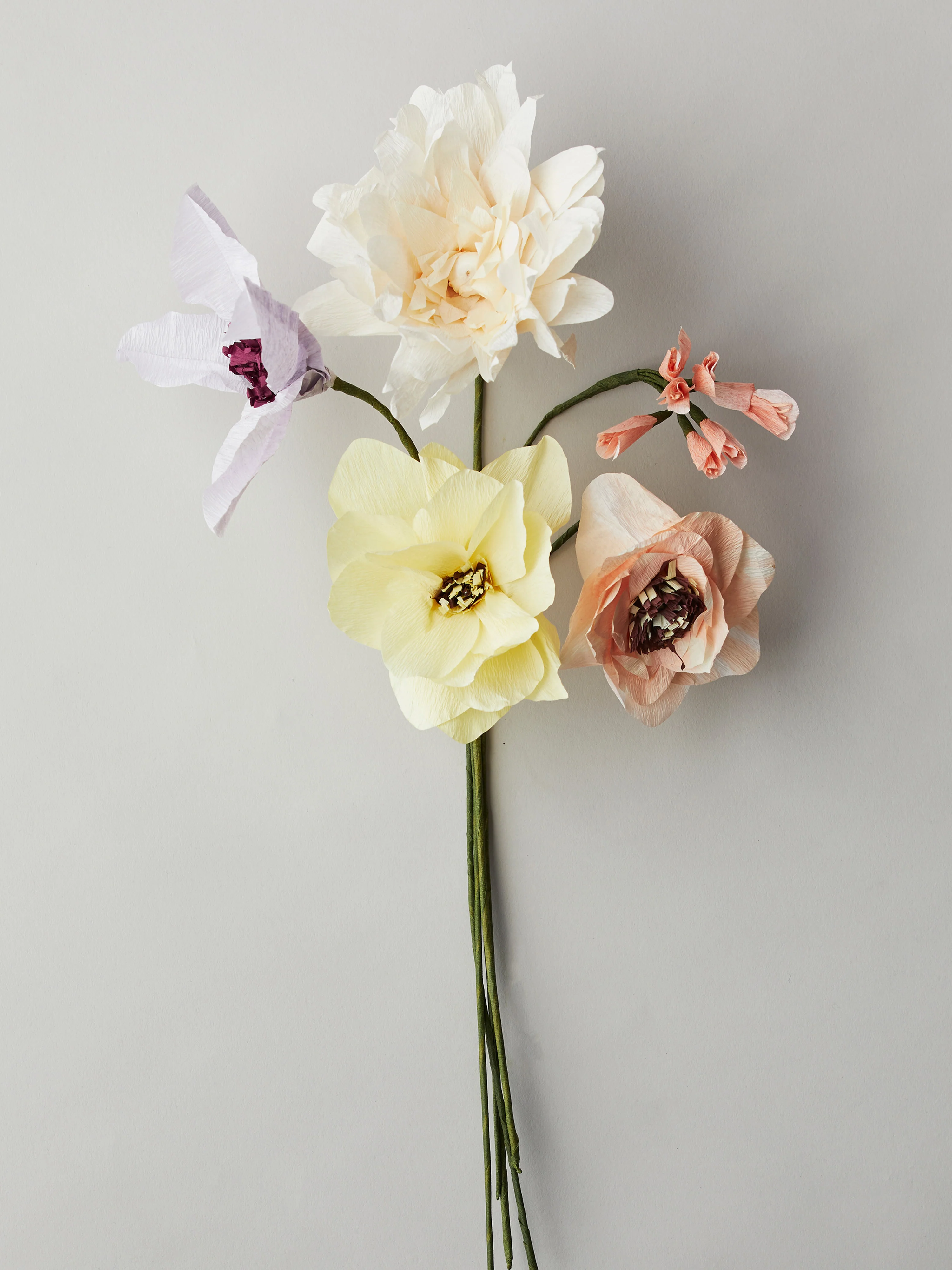 Handgefertigter Kunstblumenstrauß Pastel
