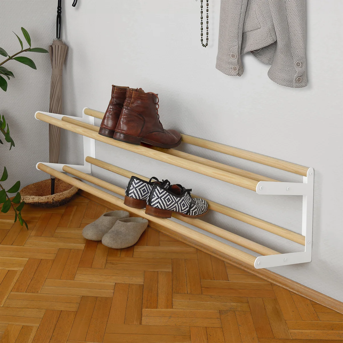 vonbox - Schuhregal Stixx Wall, weiß / Esche